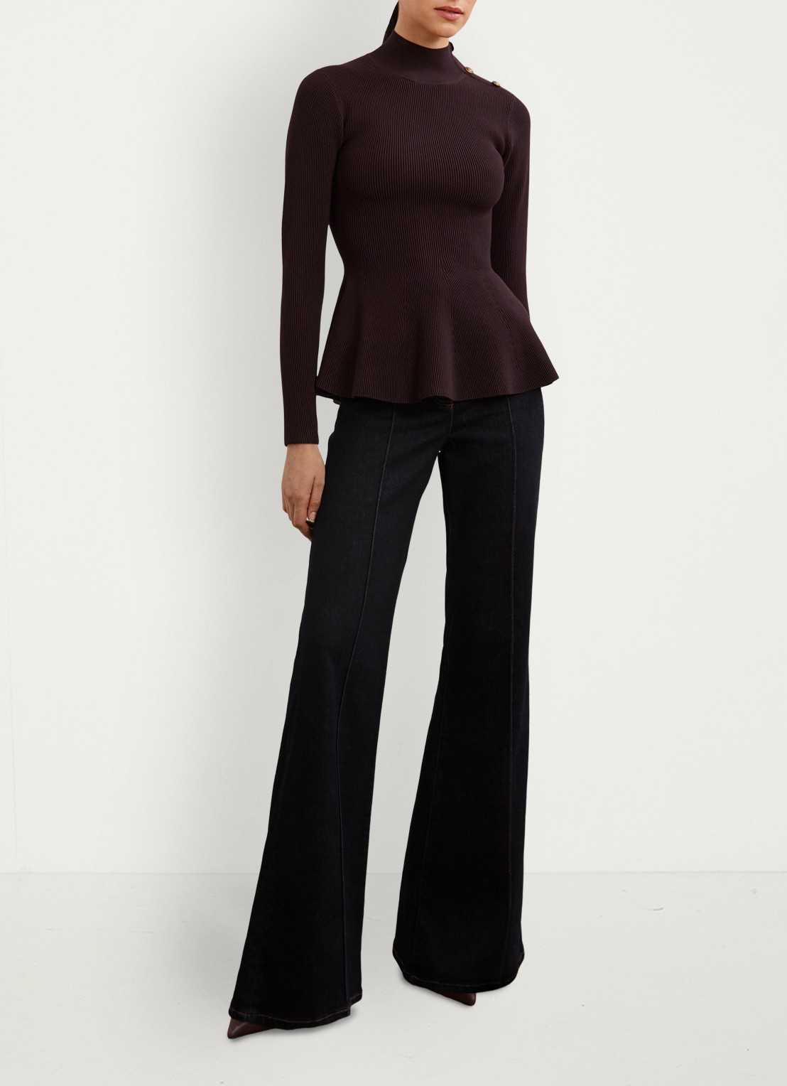 Reiss Isabella ribgebreide top met opstaande kraag - voorkant 2 bordeauxrood