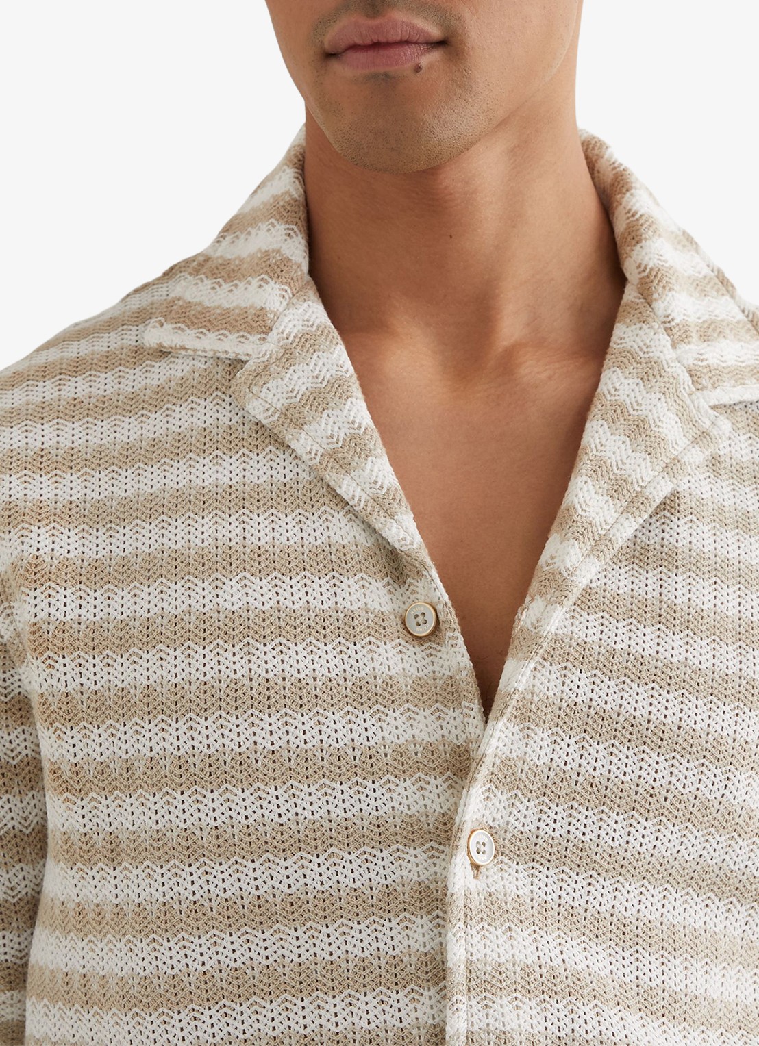 Reiss Island grofgebreid regular fit overhemd met streepprint - detail 3 wit / oatmeal