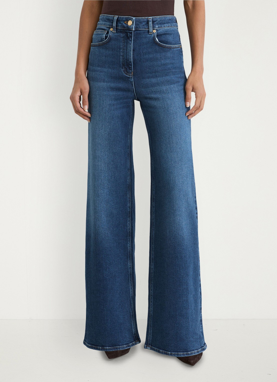 Reiss Jas high waist flared jeans met steekzakken - detail 2 middenblauw