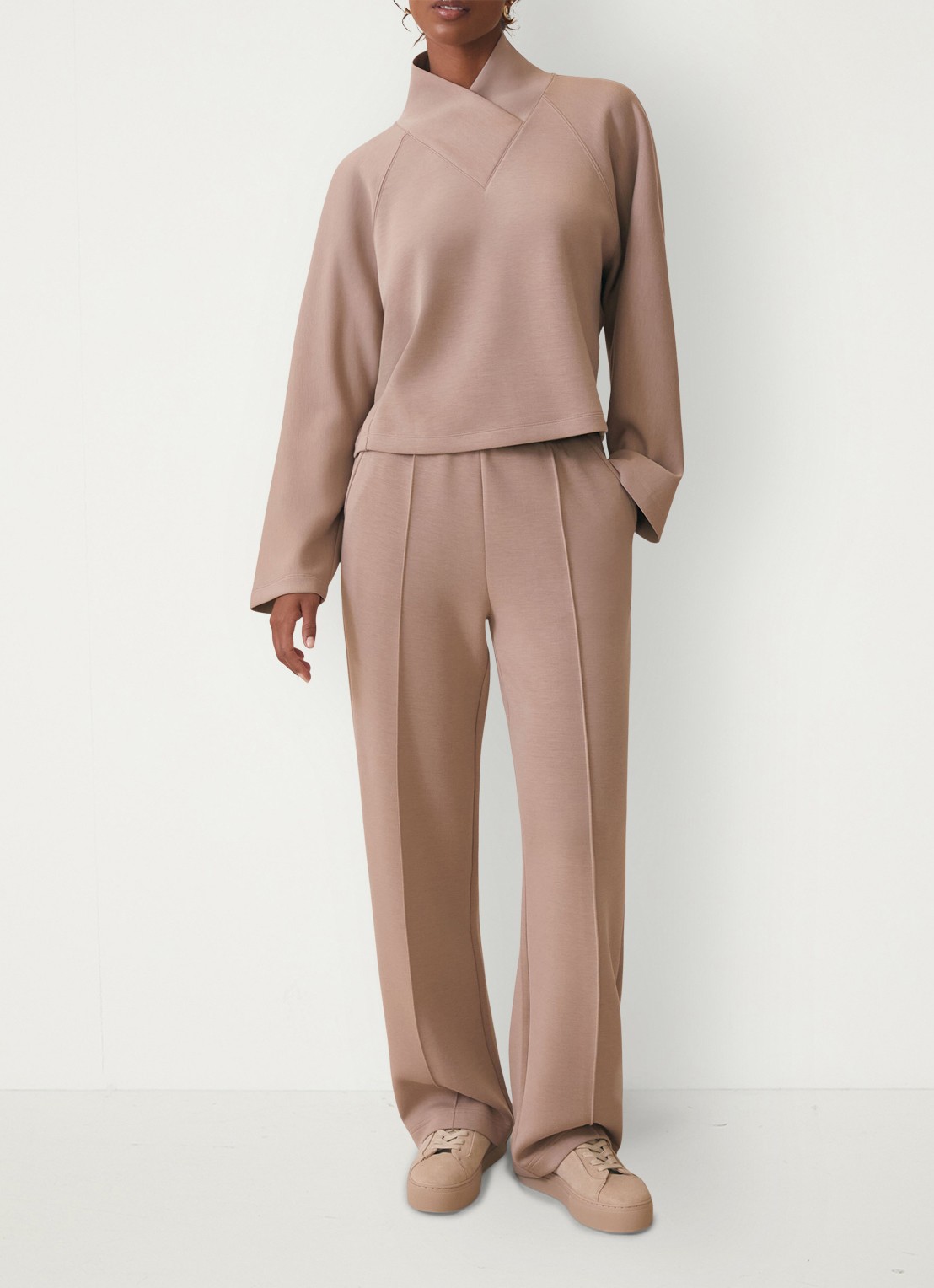 Reiss Jemma high waist straight fit joggingbroek met steekzakken - detail taupe