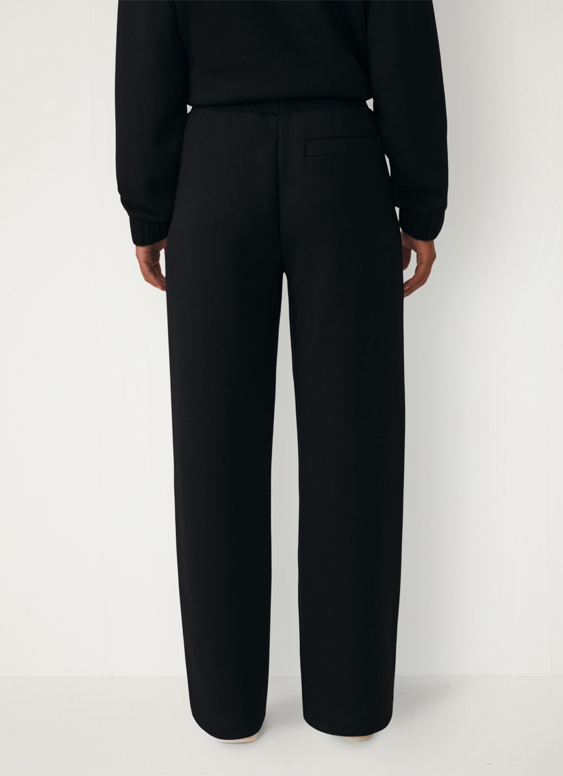 Reiss Jemma high waist straight fit joggingbroek met steekzakken - achterkant black / zwart
