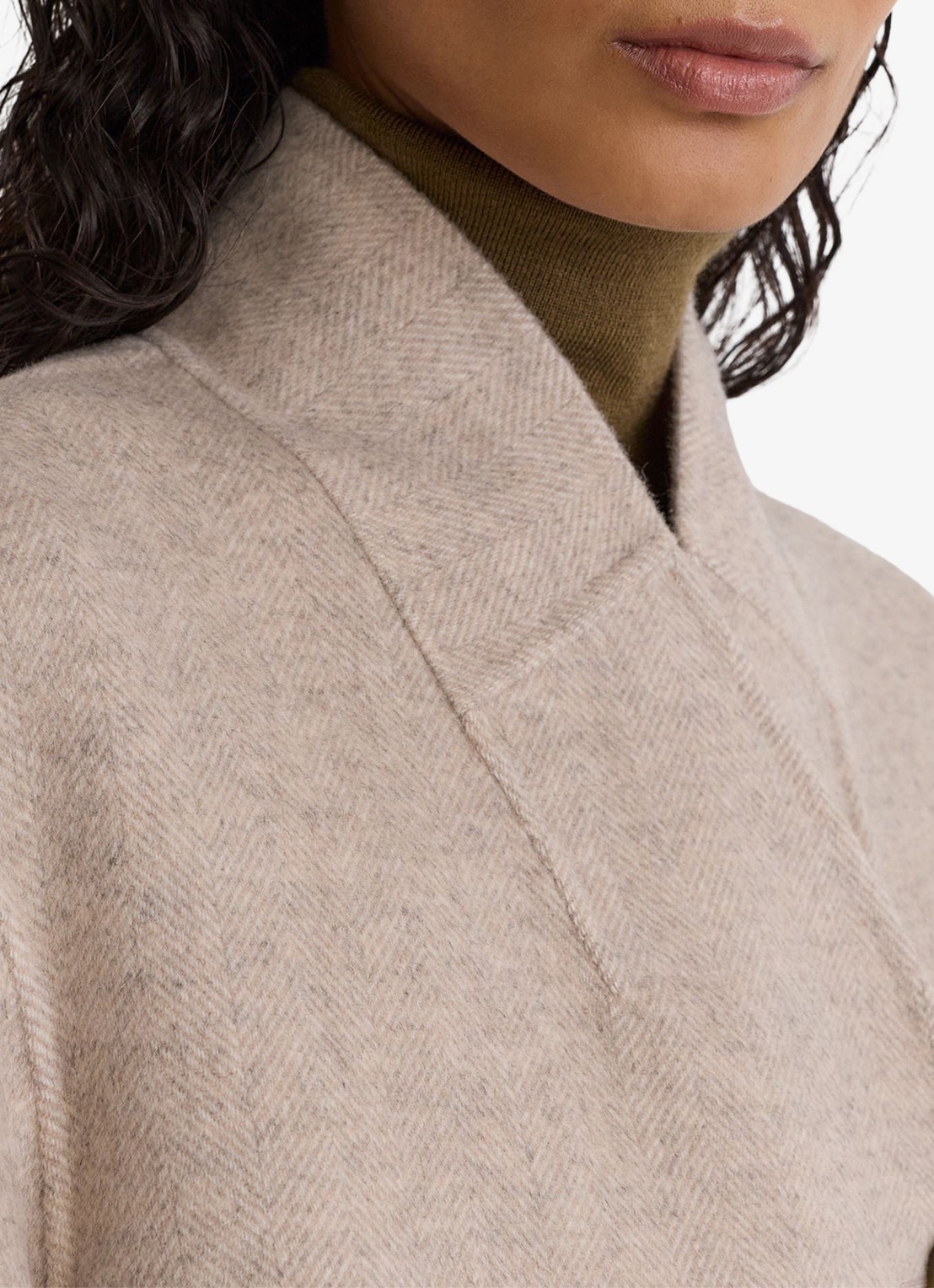 Reiss Jett mantel in wolblend - detail 2 donkerbeige