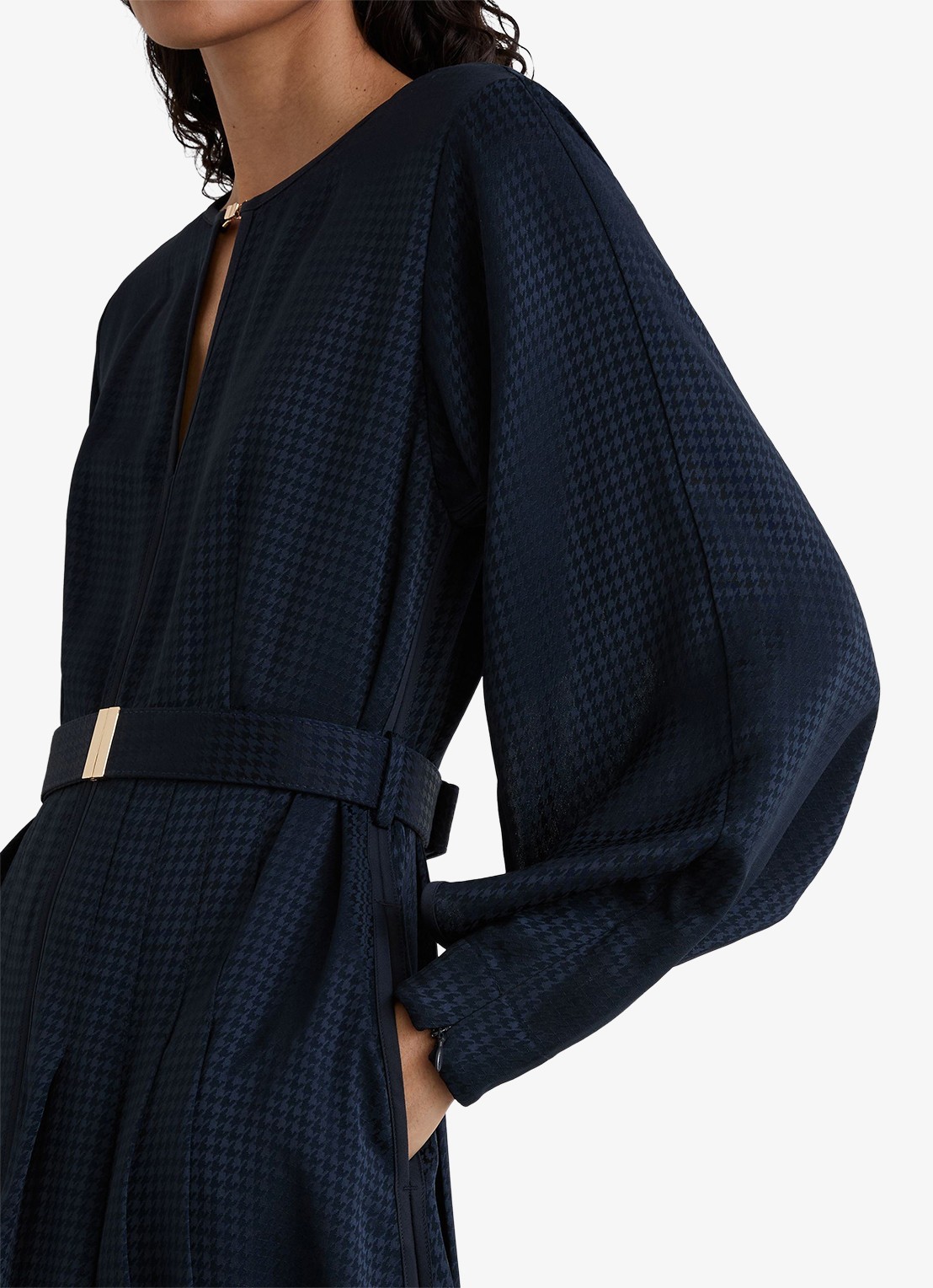 Reiss Kea midi jurk met ceintuur en plooidetail - detail 4 donkerblauw