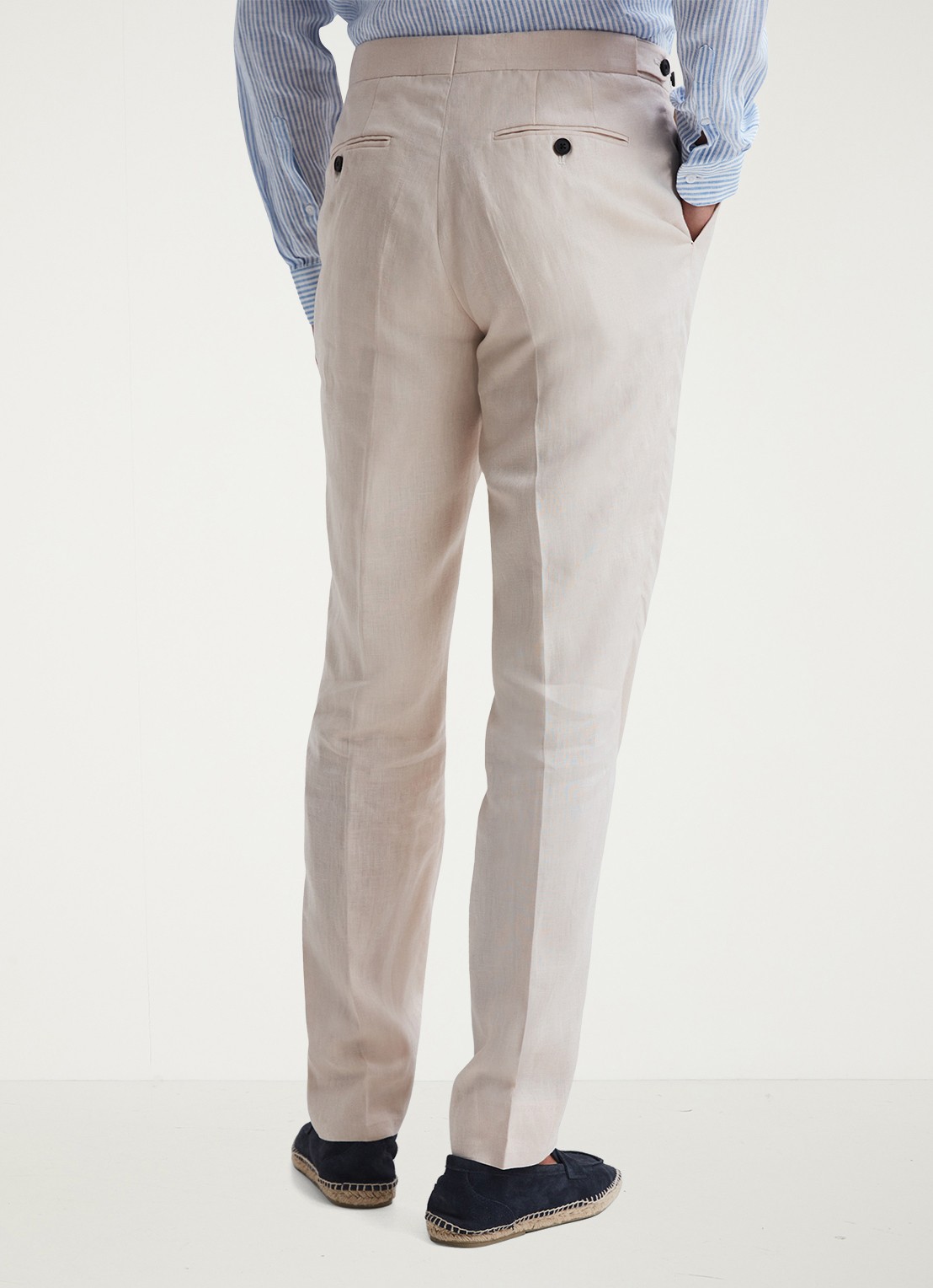 Reiss Kin slim fit pantalon van linnen met steekzakken - achterkant stone / beige
