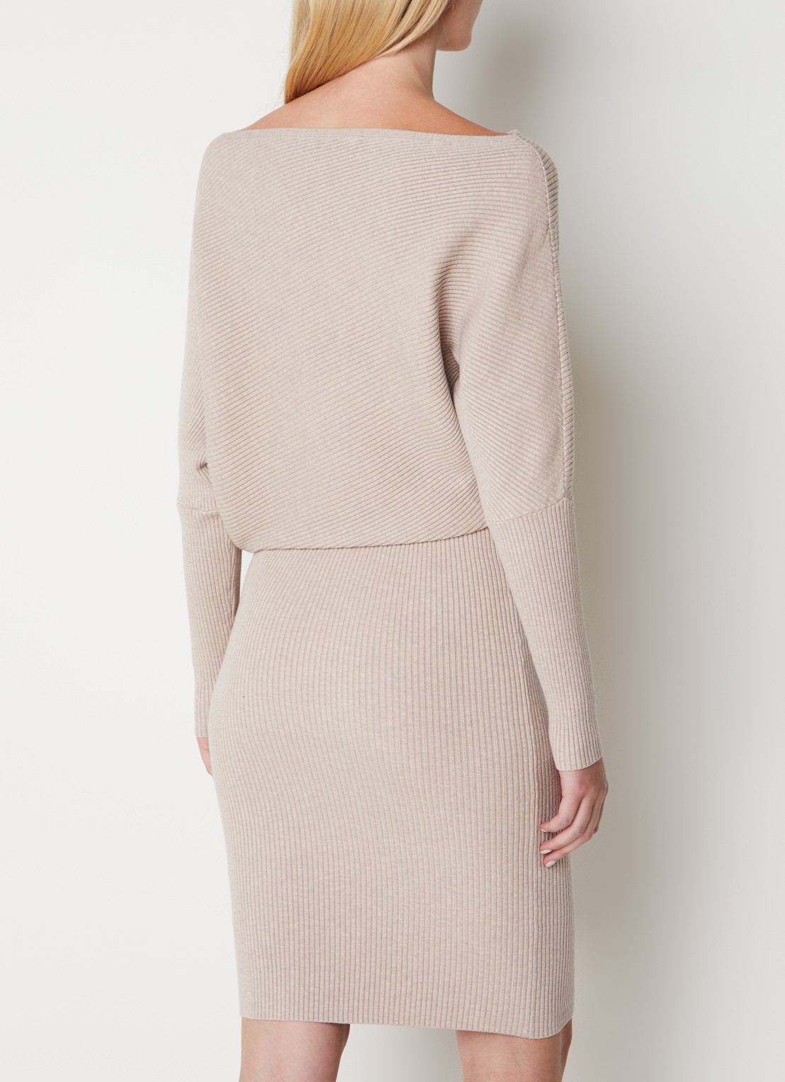 Reiss Lara ribgebreide midi trui-jurk met boothals  - achterkant beige