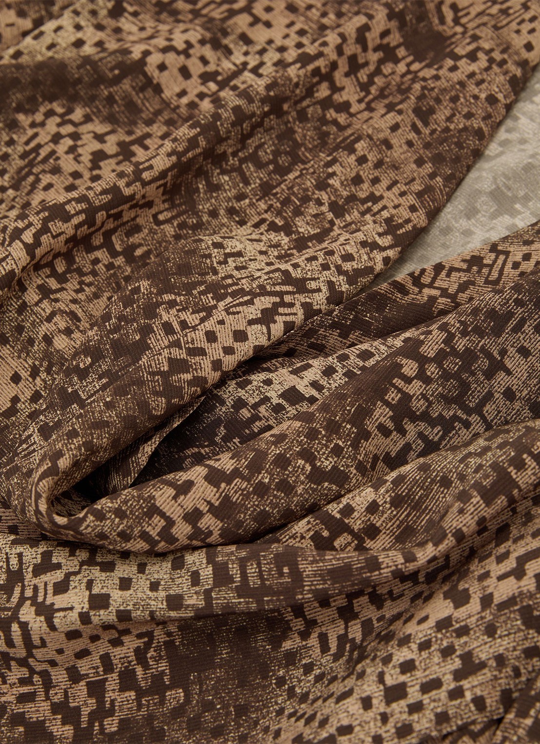 Reiss Laurie op van zijde met print - detail 3 bruin