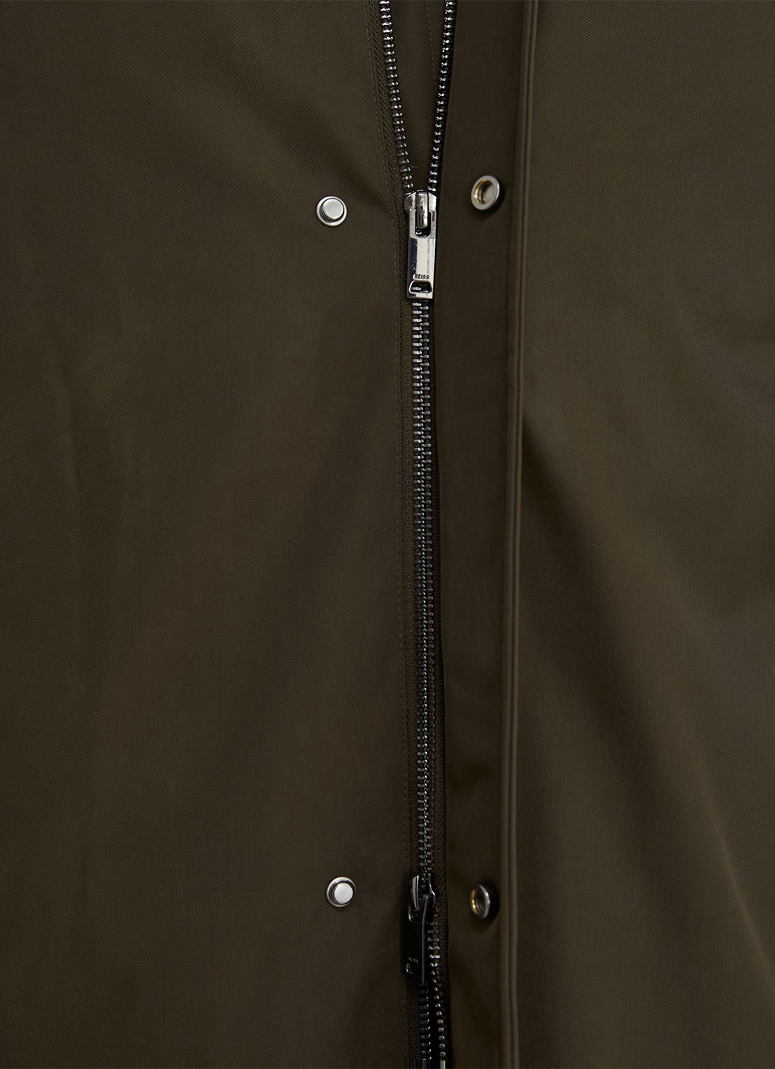 Reiss Lawlen gewatteerde parka met steekzakken - detail 2 olijfgroen