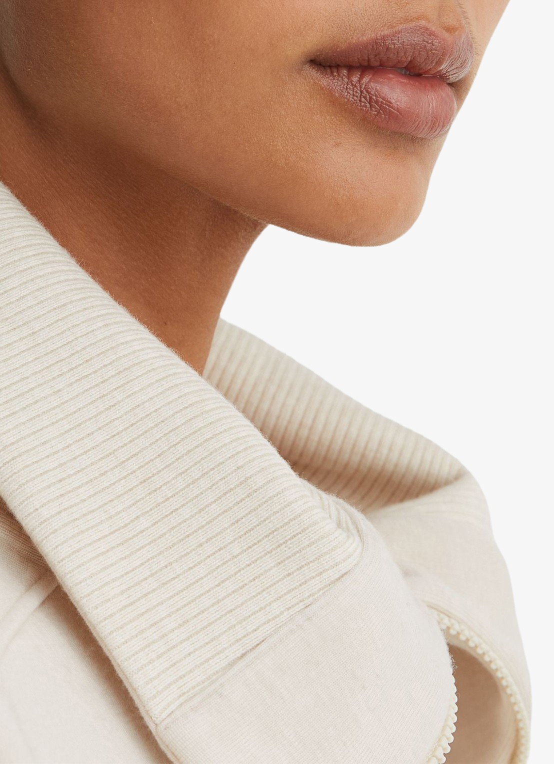 Reiss Layla sweater van wol en lyocell met hakve rits - detail 5 wit