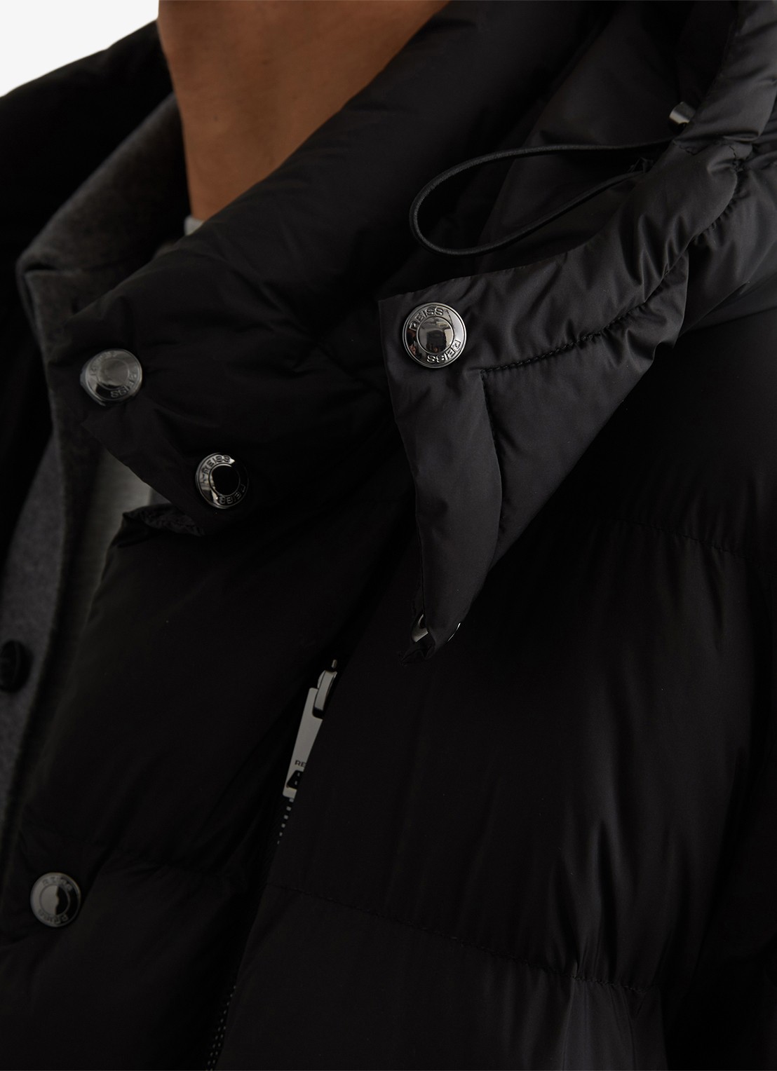Reiss Lebane puffer jas met afneembare capuchon - detail 2 black / zwart