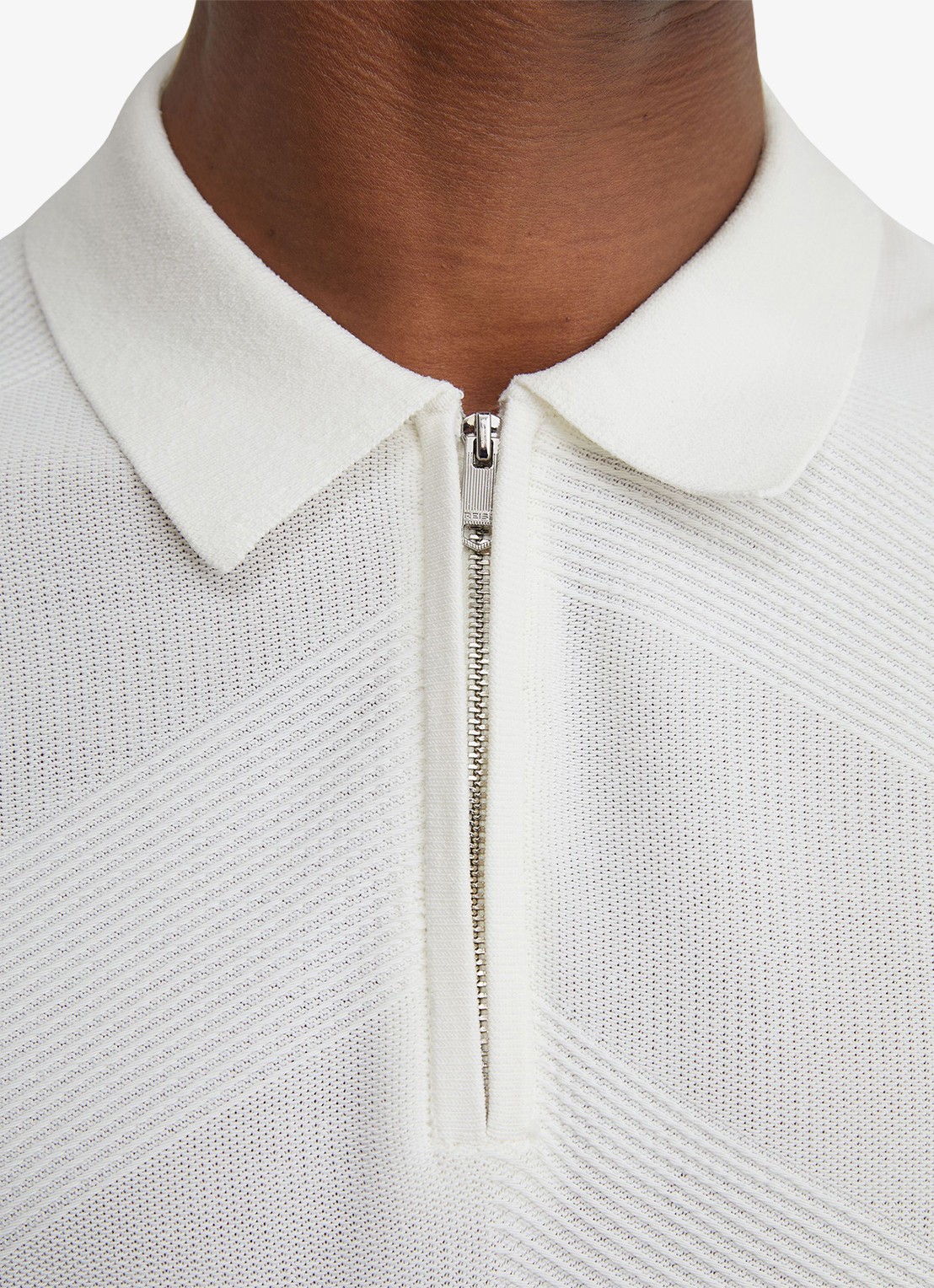 Reiss Leigham regular fit polo met halve rits - detail 6 gebroken wit