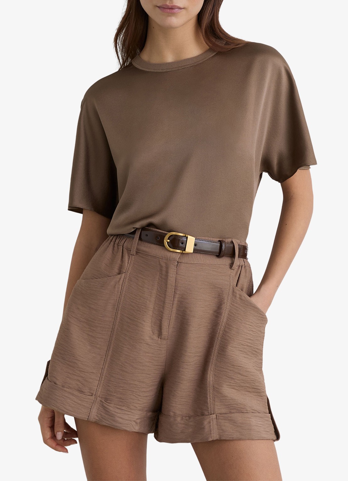 Reiss Lena top van zijde  - detail 2 bruin