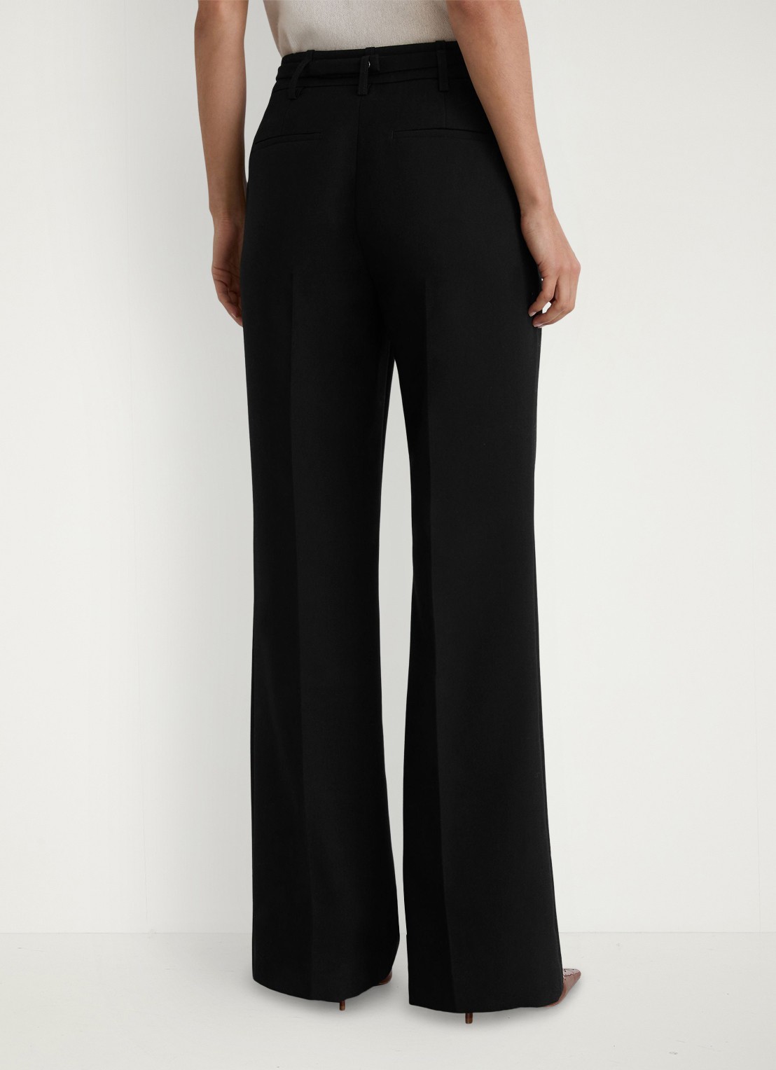 Reiss Leona high waist flared fit pantalon - achterkant black / zwart
