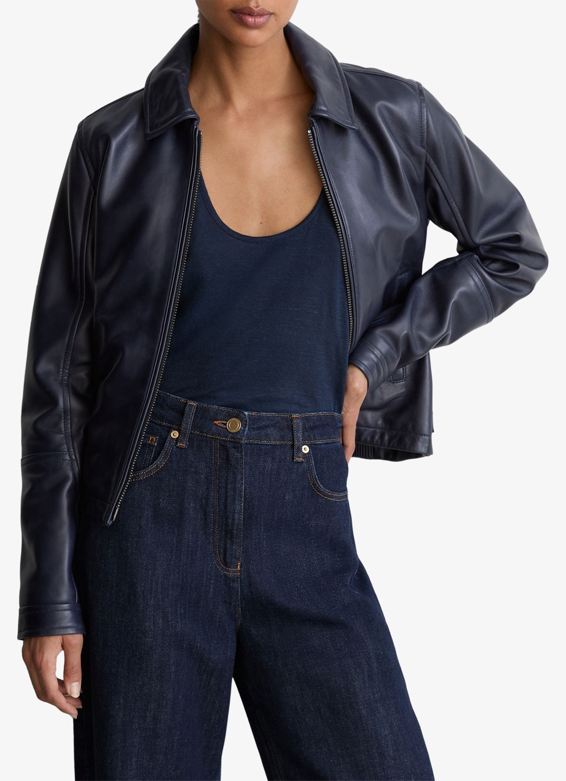 Reiss Levitt high waist barrel fit jeans met steekzakken - detail 4 donkerblauw