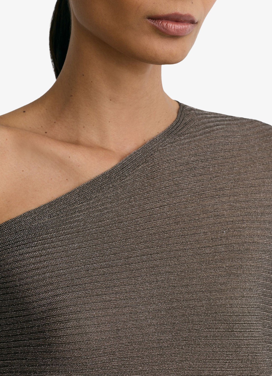 Reiss Logan fijngebreide trui met asymmetrische drapering - voorkant 6 metallic