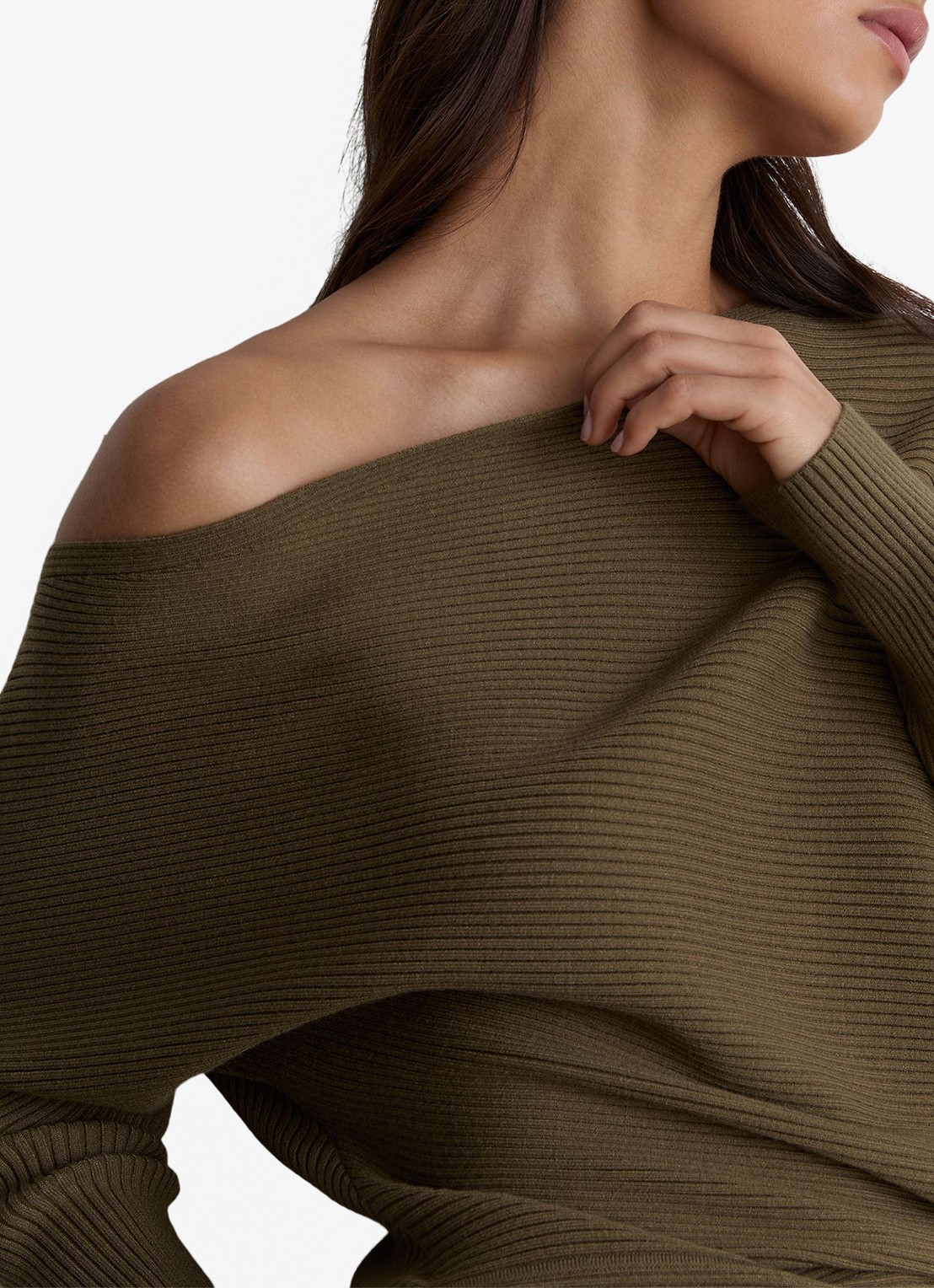 Reiss Lorna fijngebreide trui met asymmetrisch hals - detail 2 khaki