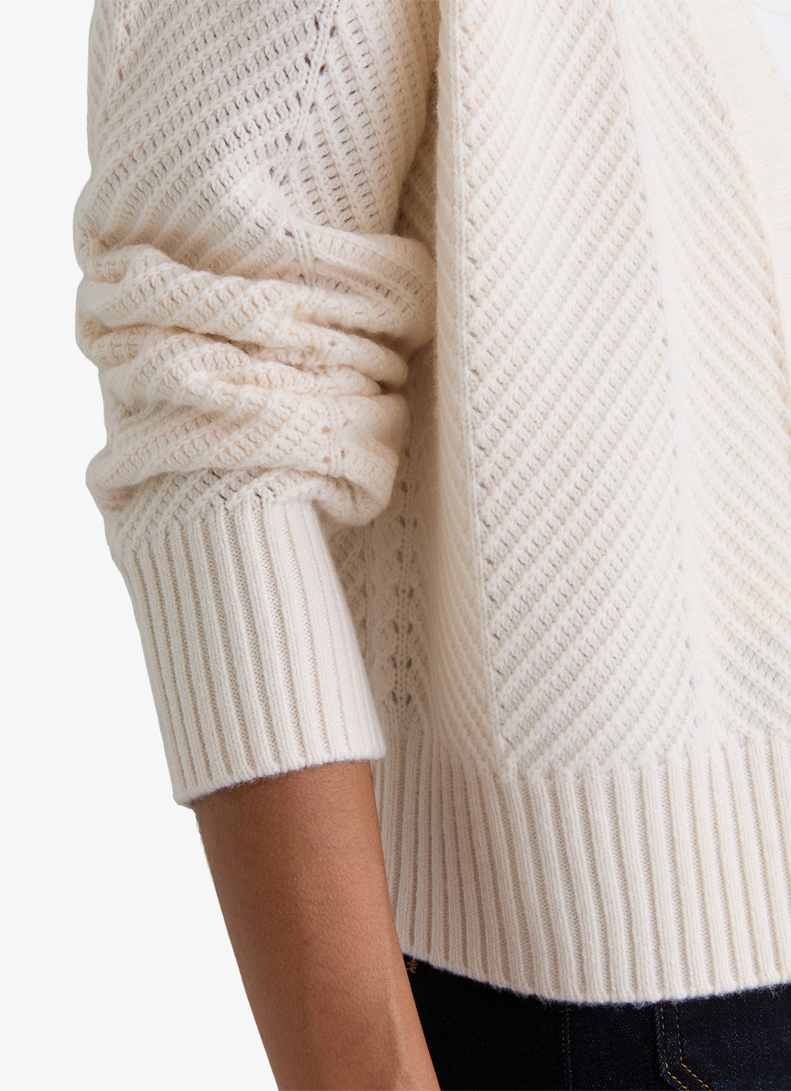 Reiss Lottie grofgebreid vest in kasjmierblend met structuur - detail 5 beige