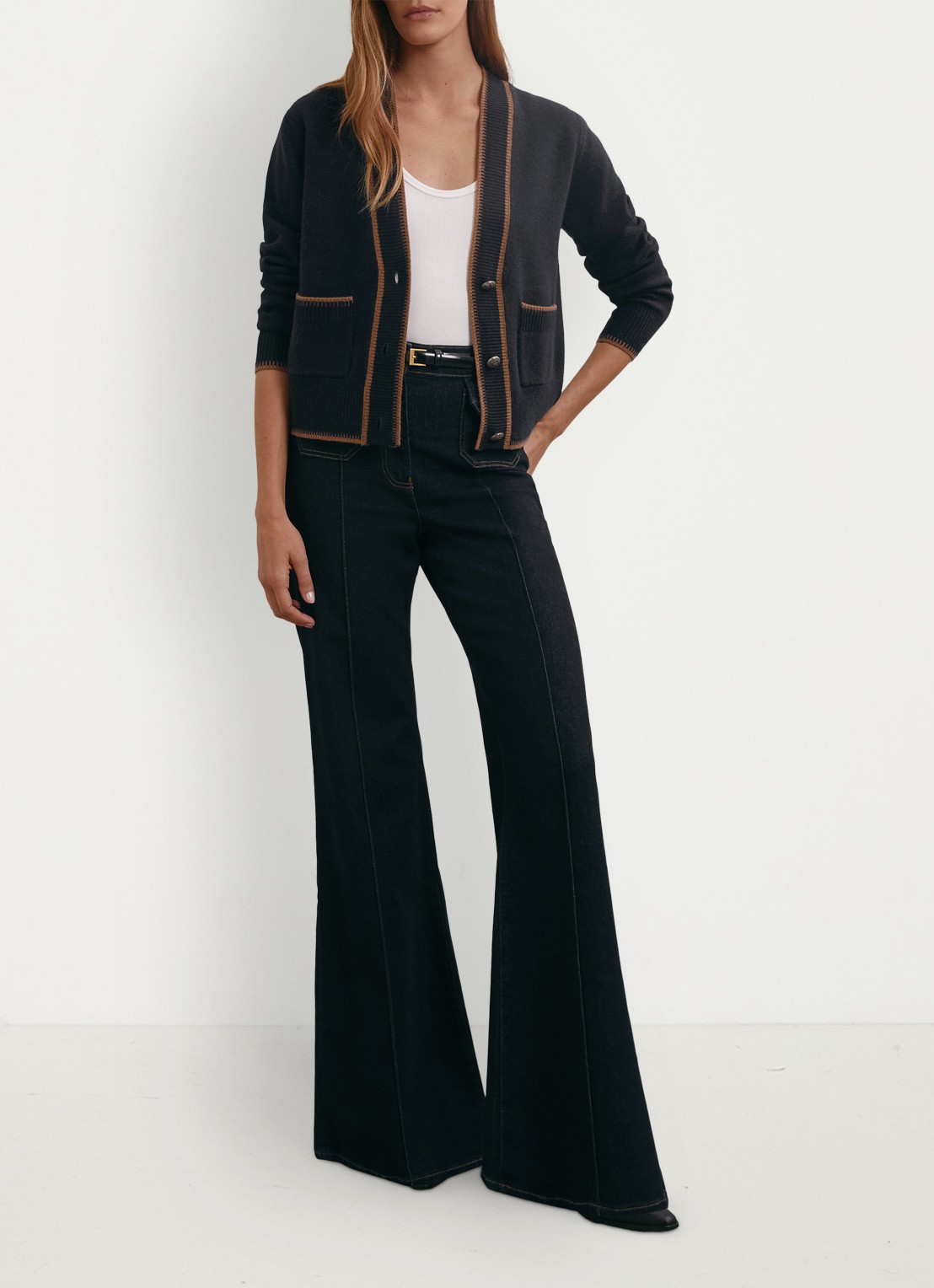 Reiss Louisa ribgebreide vest met steekzakken - voorkant 5 donkerblauw