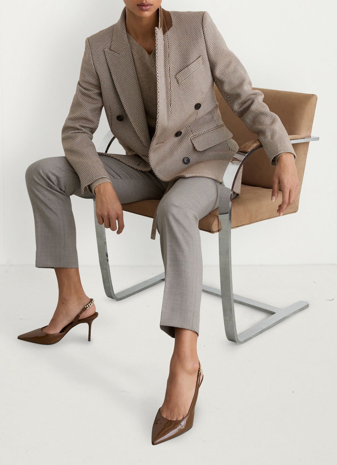 Reiss Lucia sandalette van leer - detail camel