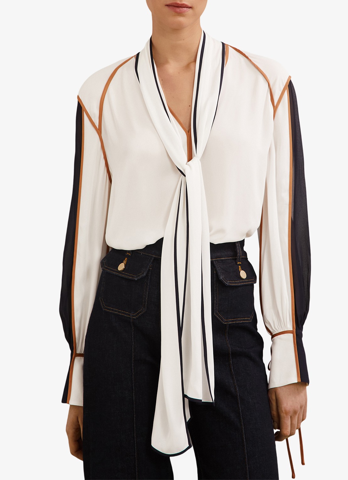 Reiss Lulu tuniek met sjaalkraag - detail 4 wit