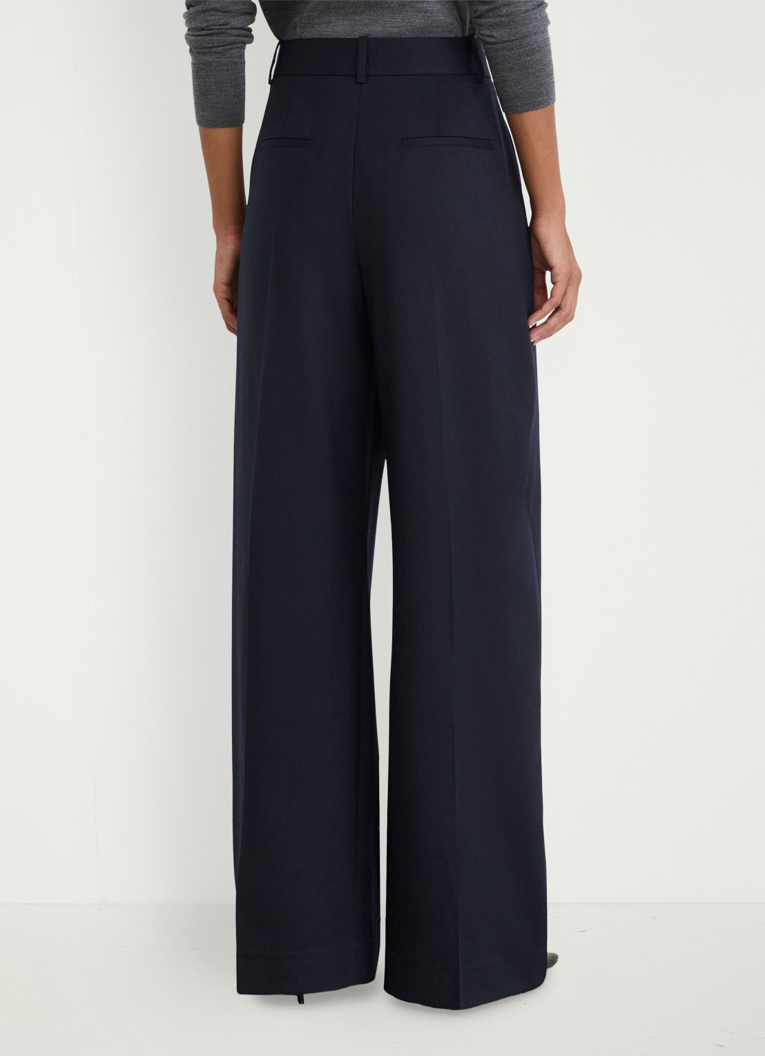 Reiss Luna high waist wide fit pantalon in wolblend met steekzakken - achterkant 7 blauw