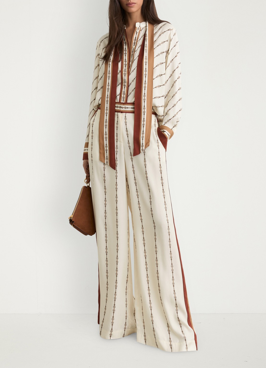 Reiss Lydia blouse met print - voorkant 5 wit