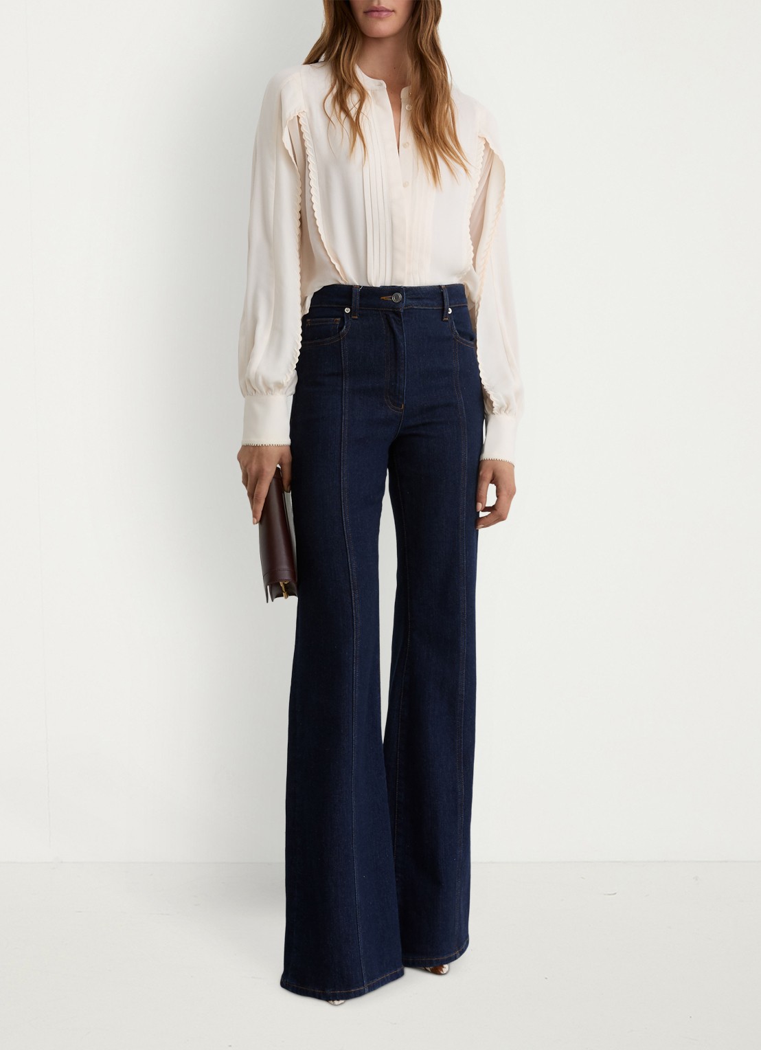 Reiss Maddie blouse met plooidetail - voorkant 7 beige