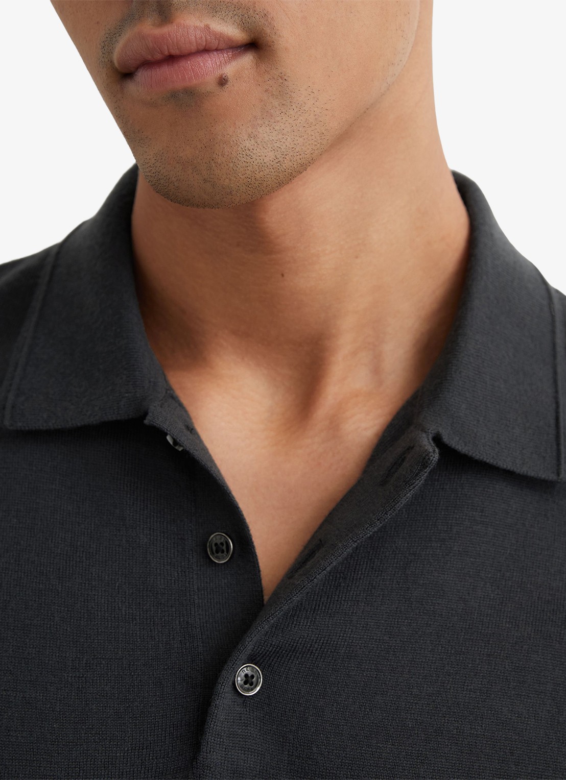 Reiss Manor regular fit polo van merino wol - detail 5 vulcan grey / grijs