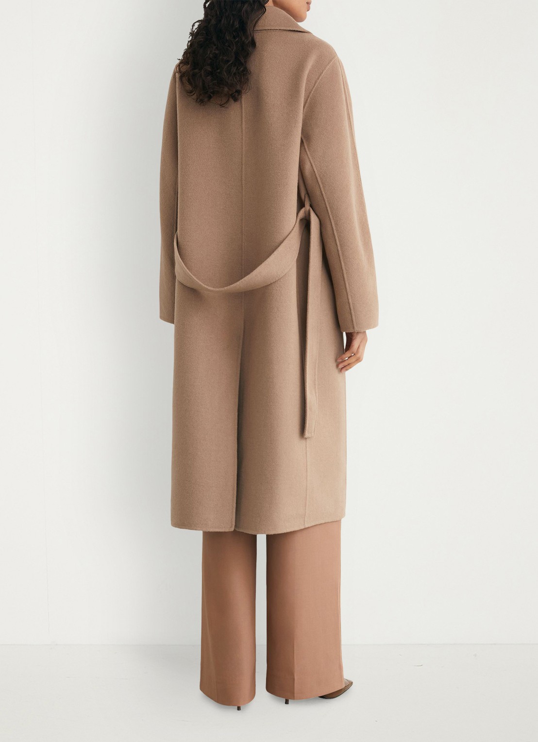 Reiss Marina double-breasted mantel in wolblend - achterkant 5 camel