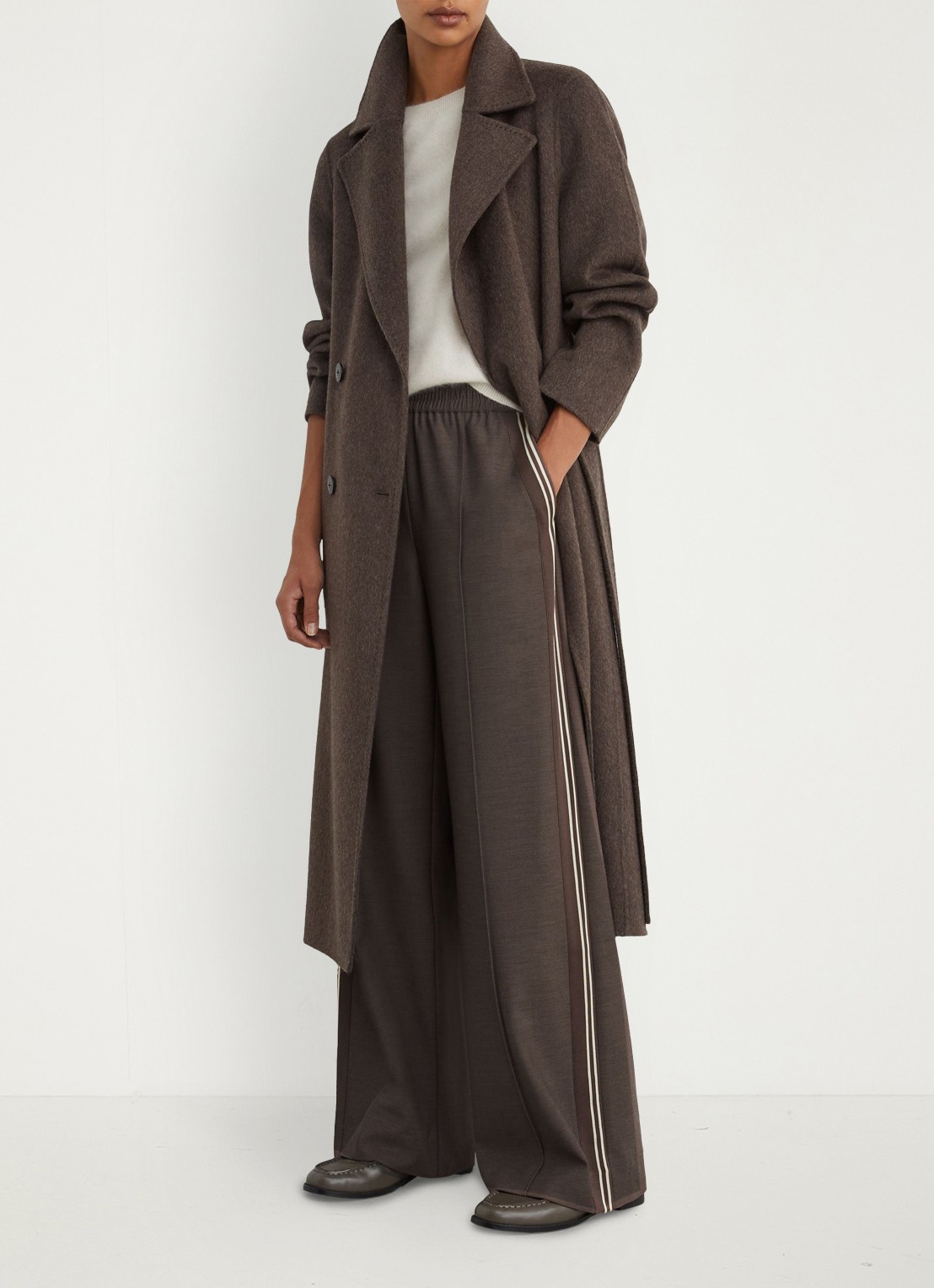 Reiss Marlow high waist wide fit trackpants met gestreept detail - voorkant 3 beige