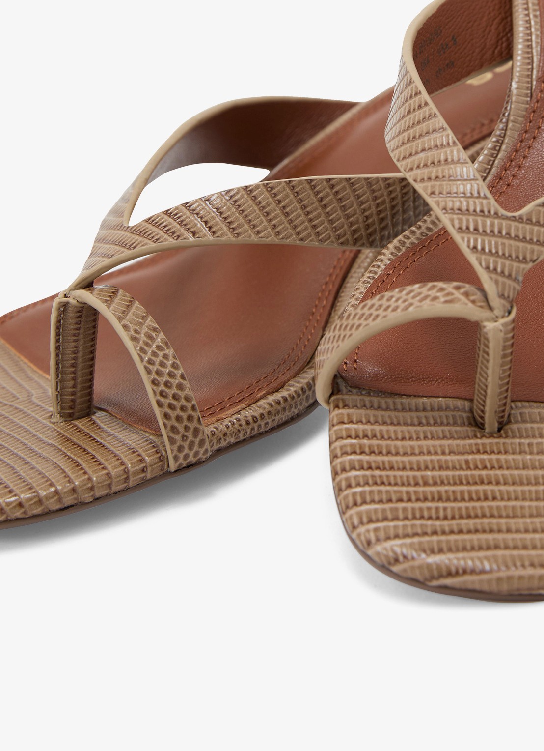 Reiss Mia sandalette van leer  - detail 4 beige