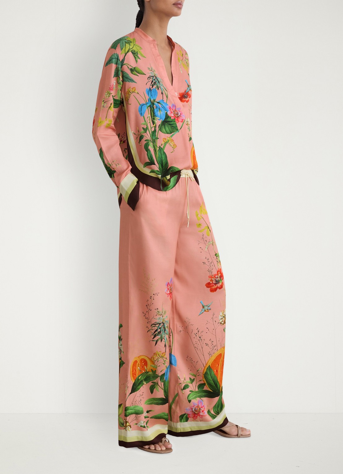 Reiss Milos mid waist wide fit pantalon met print - detail 3 oudroze