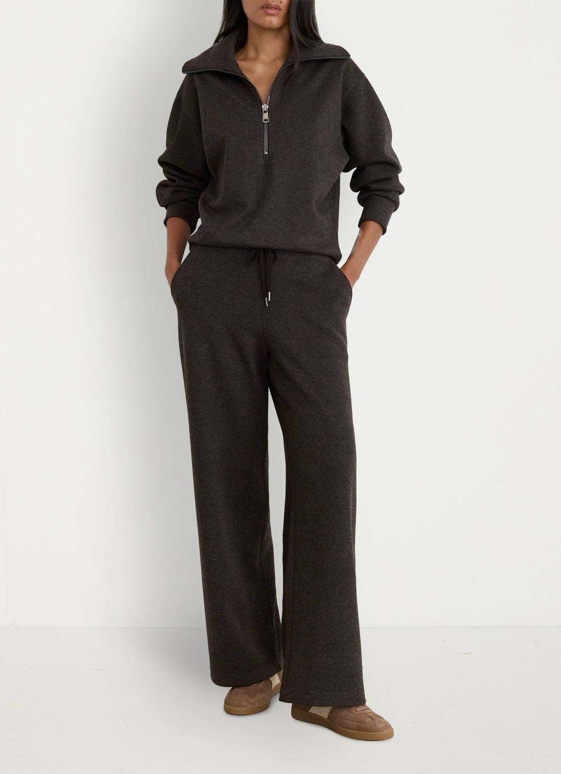 Reiss Mina sweater met halve rits  - voorkant 2 donkerbruin