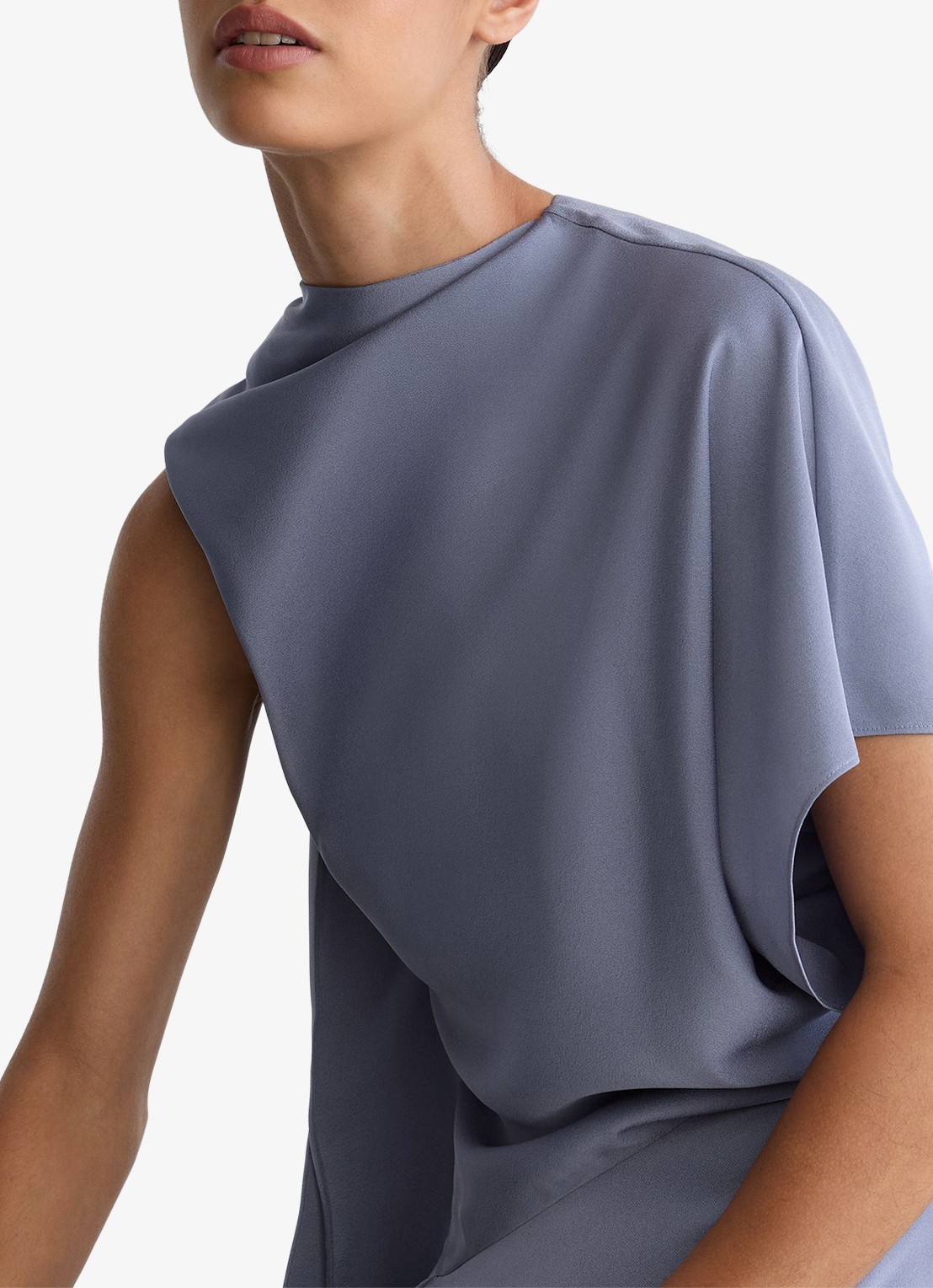 Reiss Naomi one shoulder maxi jurk van satijn met plooidetail - detail 3 lila
