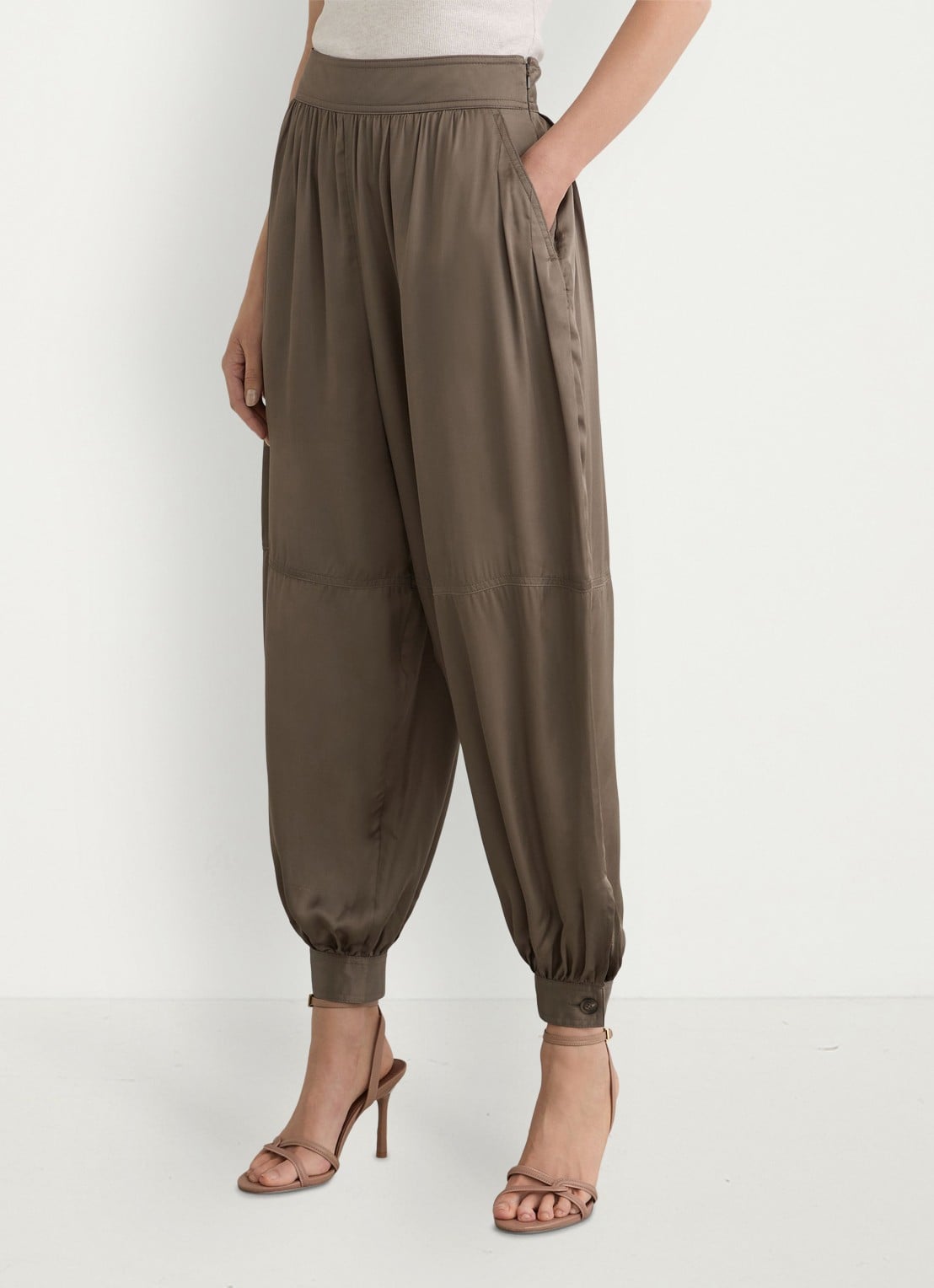 Reiss Neave high waist  tapered fit pantalon met plooien - detail beige