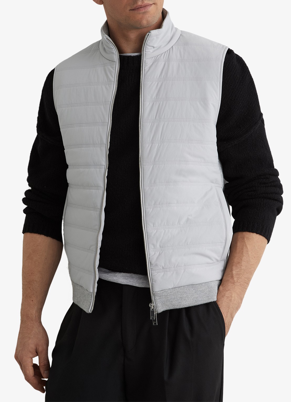Reiss Newford bodywarmer in wolblend met opstaande kraag en steekzakken - detail 4 soft grey / grijs