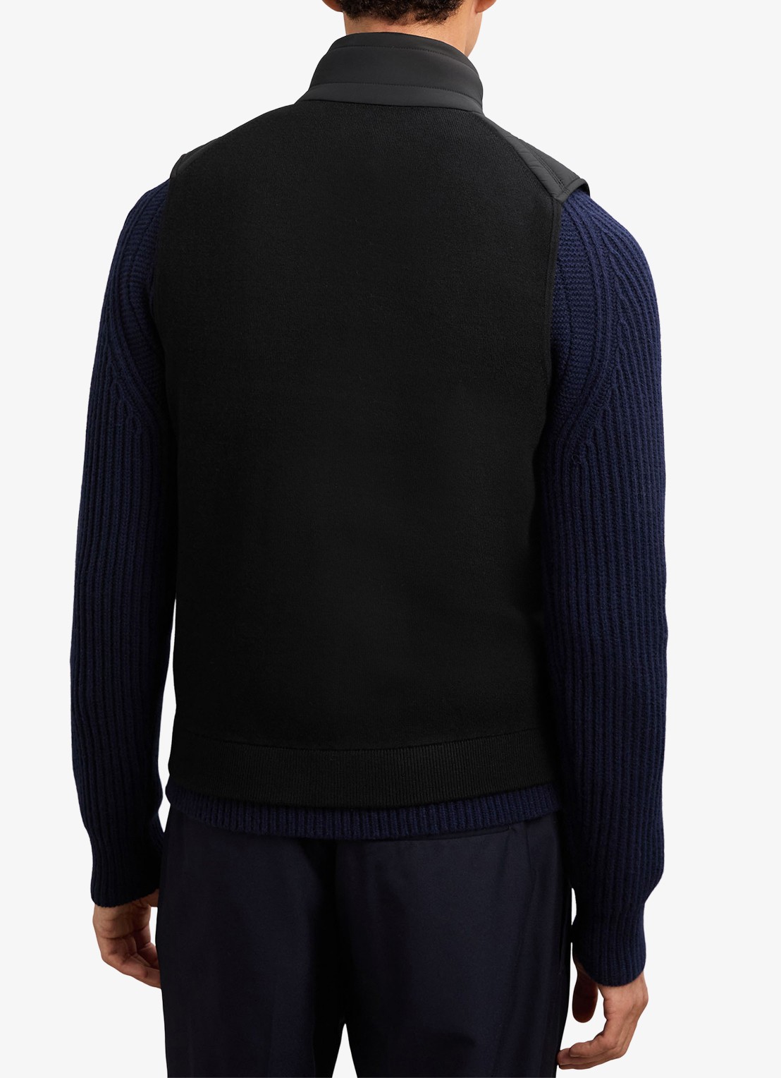 Reiss Newford bodywarmer met steekzakken - achterkant black / zwart