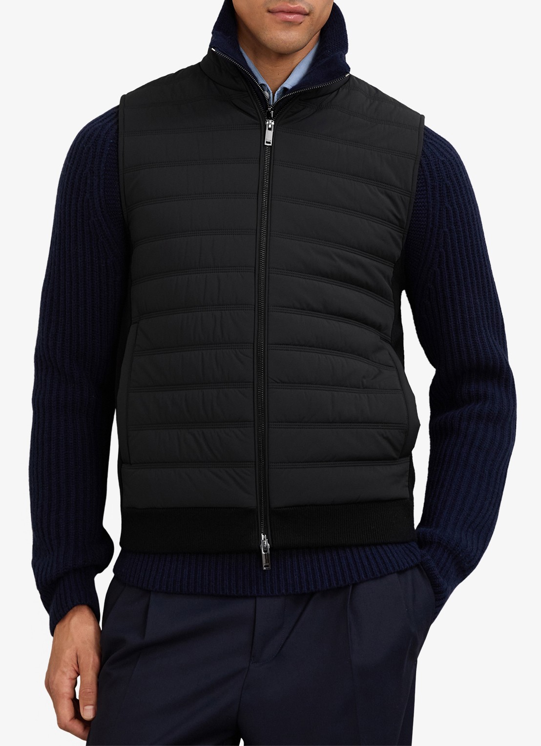 Reiss Newford bodywarmer met steekzakken - detail 2 black / zwart