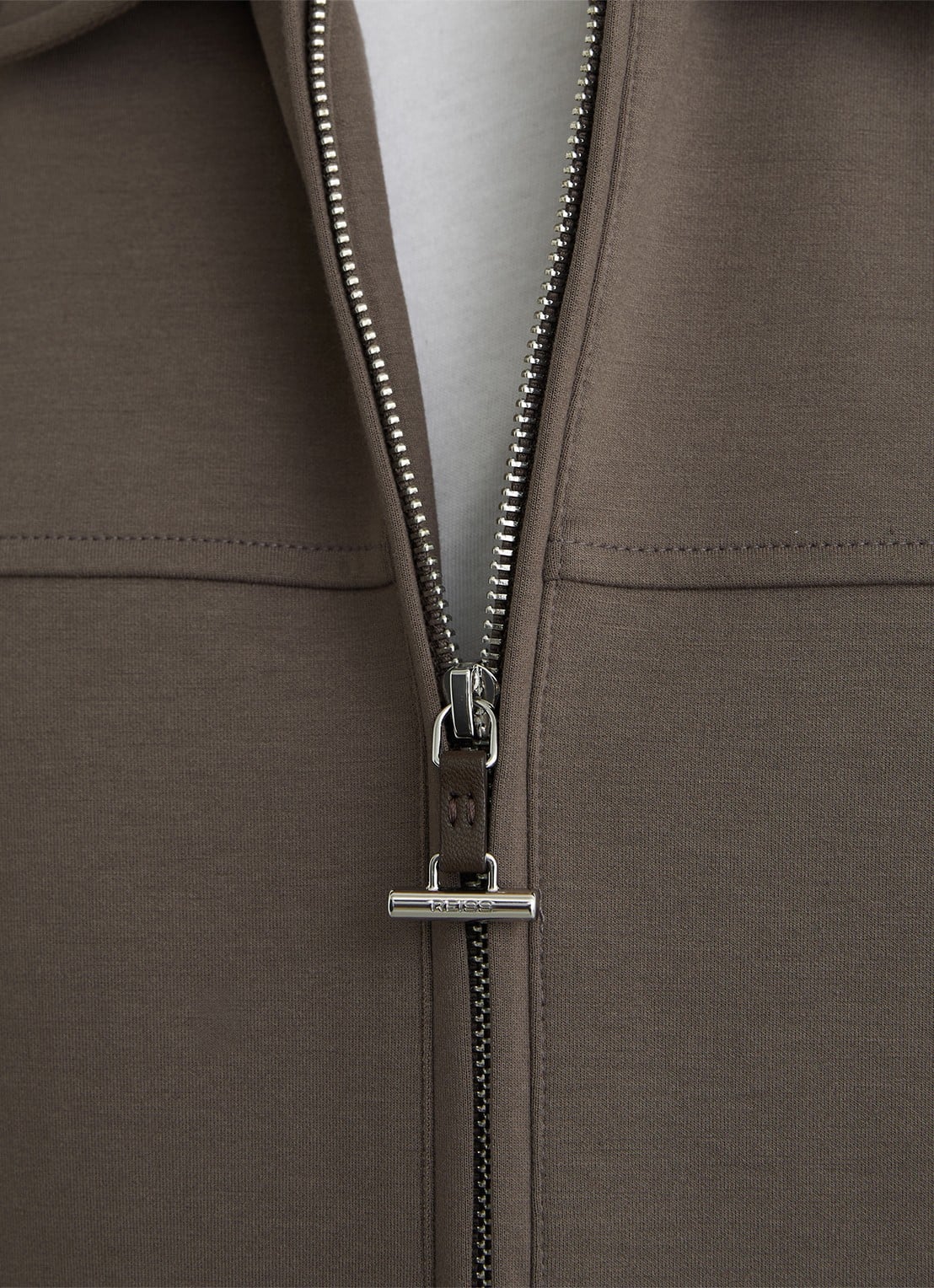 Reiss Newland sweatshirt met rits en opgestikte zakken - detail 3 lichtbruin