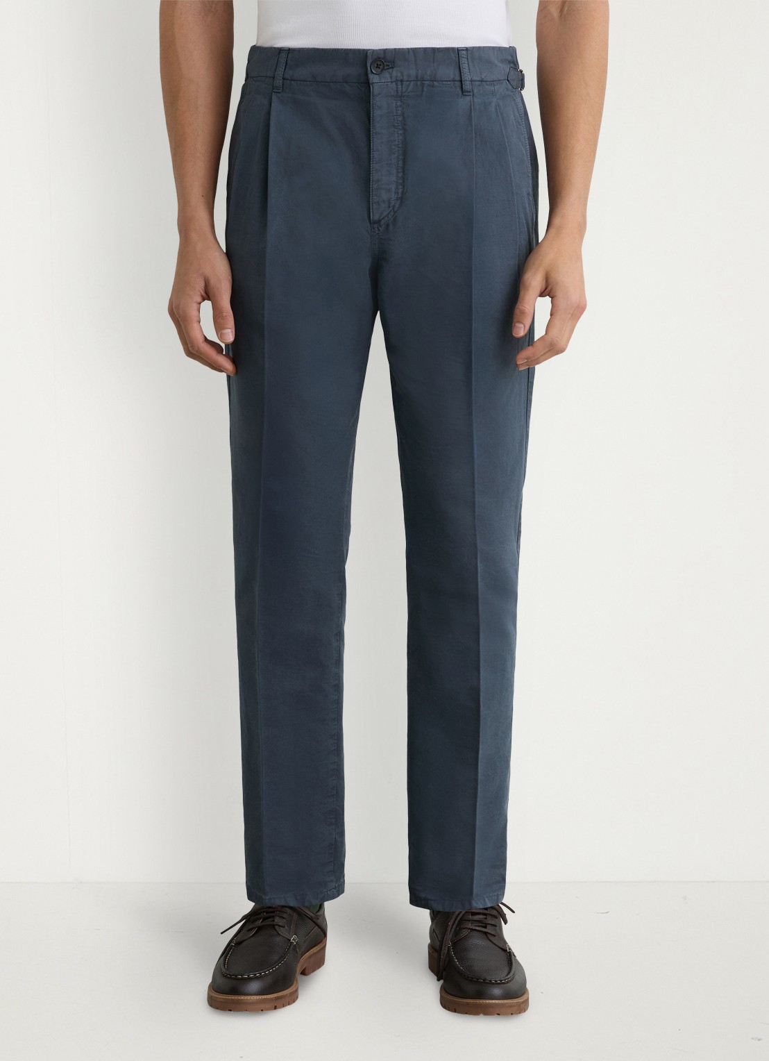 Reiss Pablo tapered fit pantalon in linnenblend - detail airforce blue / blauw