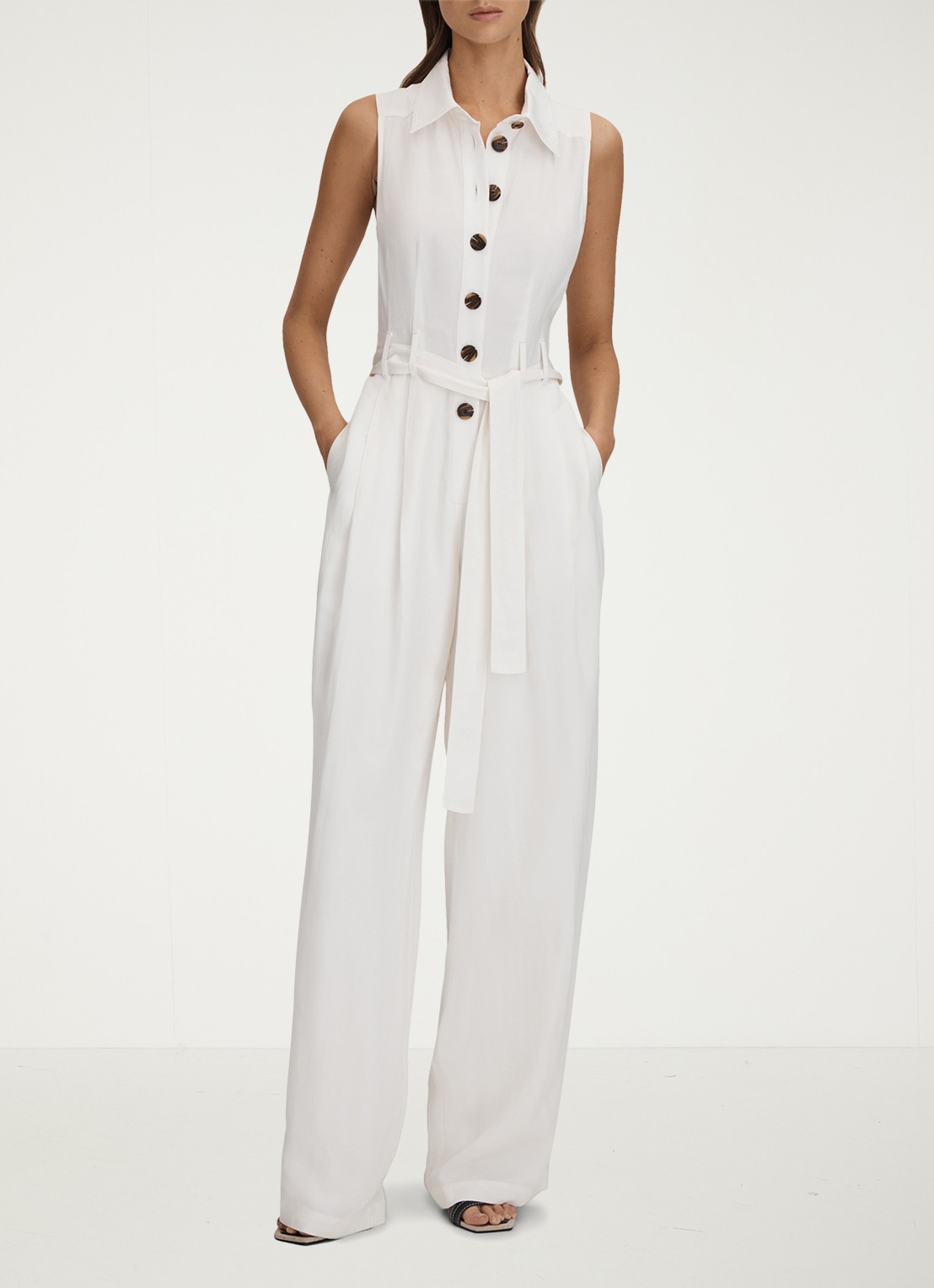 Reiss Perla wide fit jumpsuit met strikceintuur - voorkant 2 wit