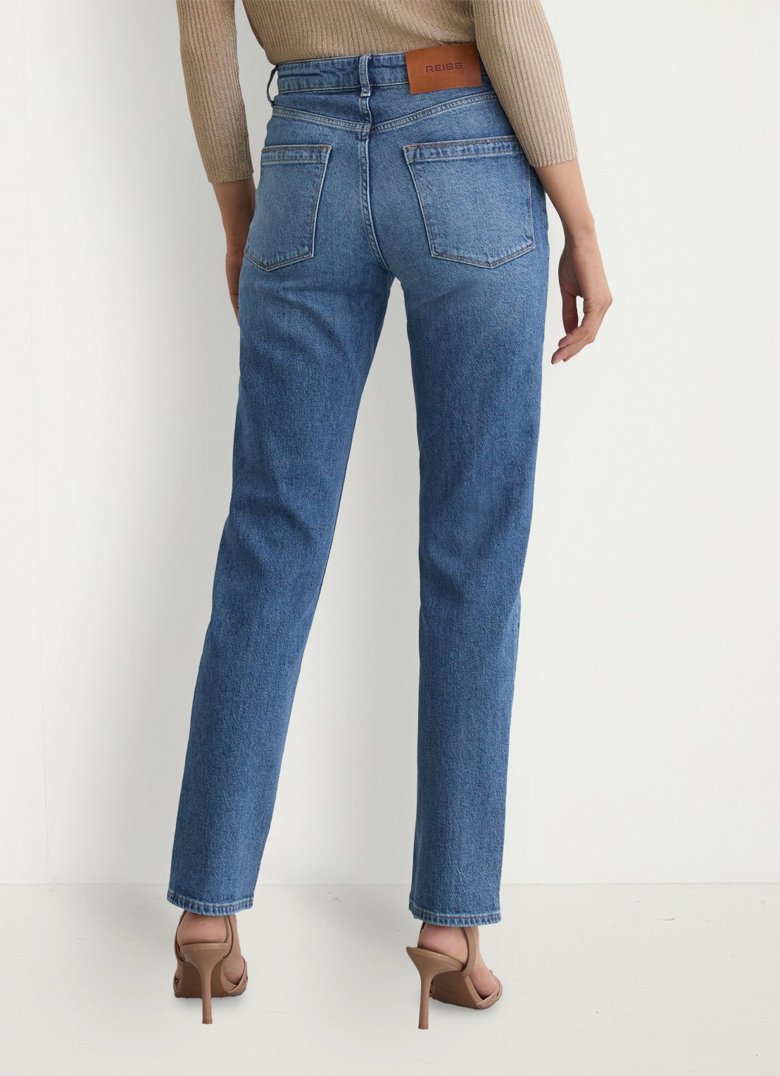 Reiss Petit Aubrey high waist straight leg jeans met medium wassing - detail 7 indigo