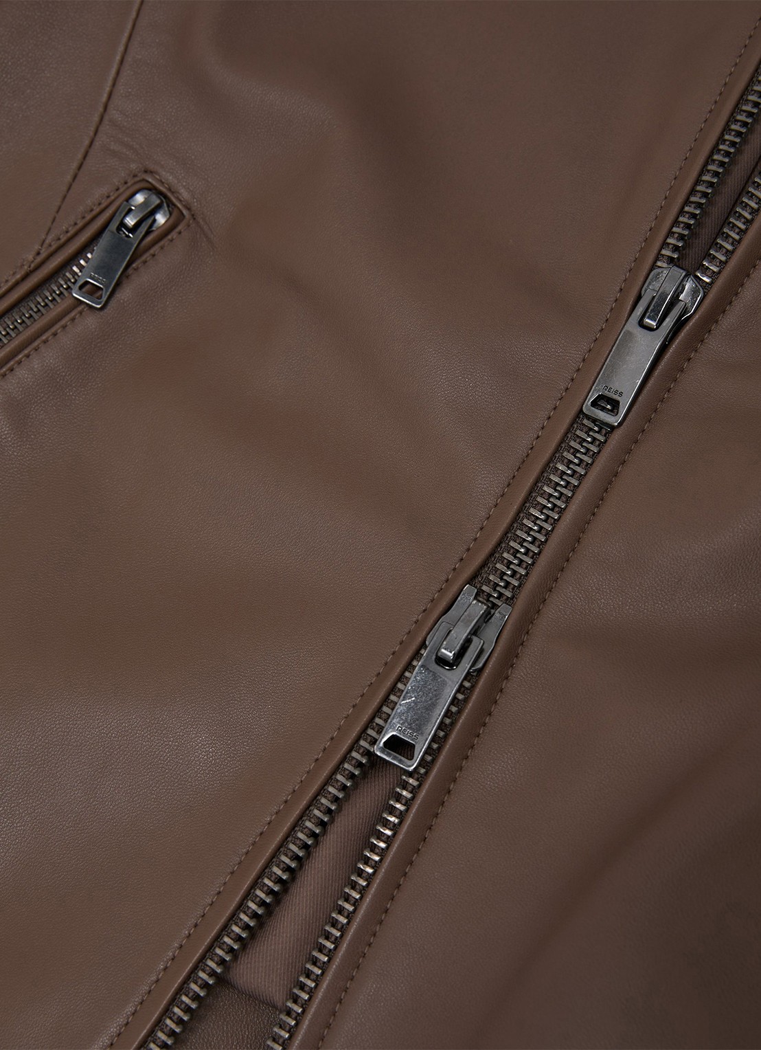 Reiss Petite Allie lerenjas van schapenleer - detail 4 beige