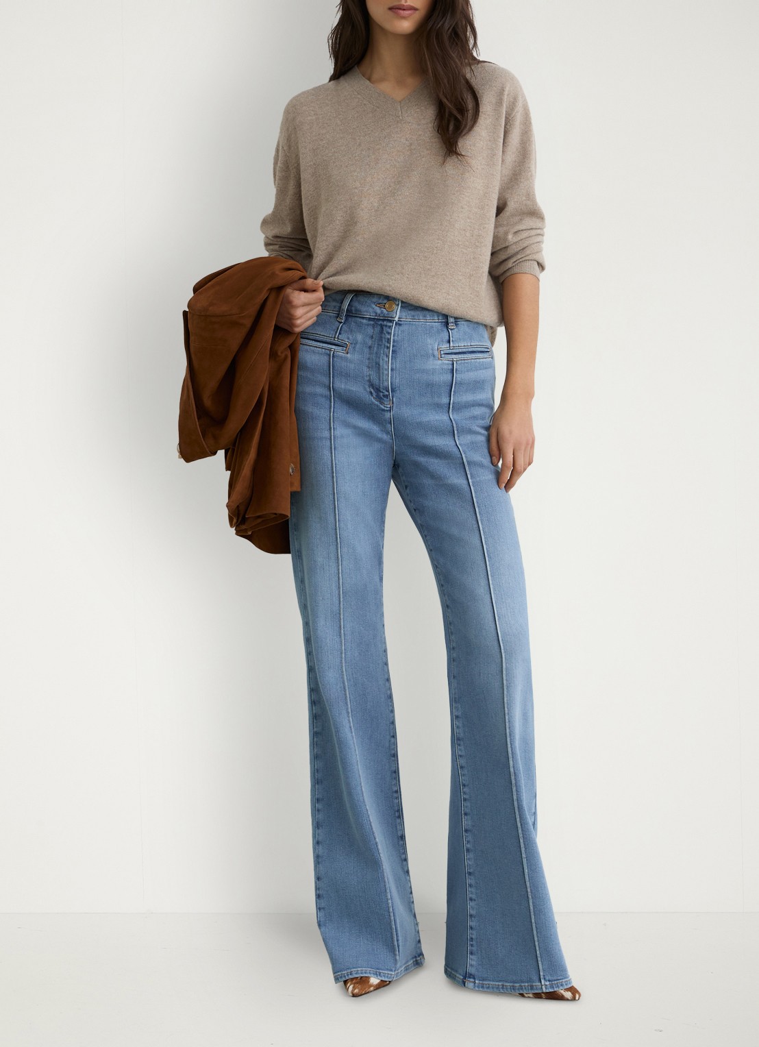 Reiss PETITE CLAUDE Pintuck-Detail Flared Jeans - detail 5 lichtblauw