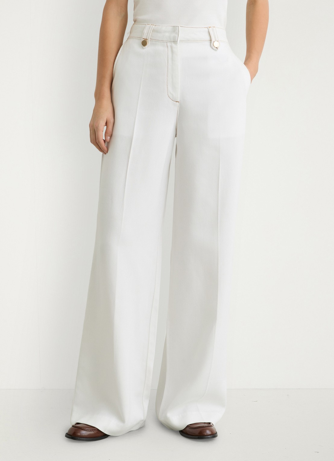 Reiss Petite Kaia high waist wide fit pantalon van lyocell - detail 2 wit