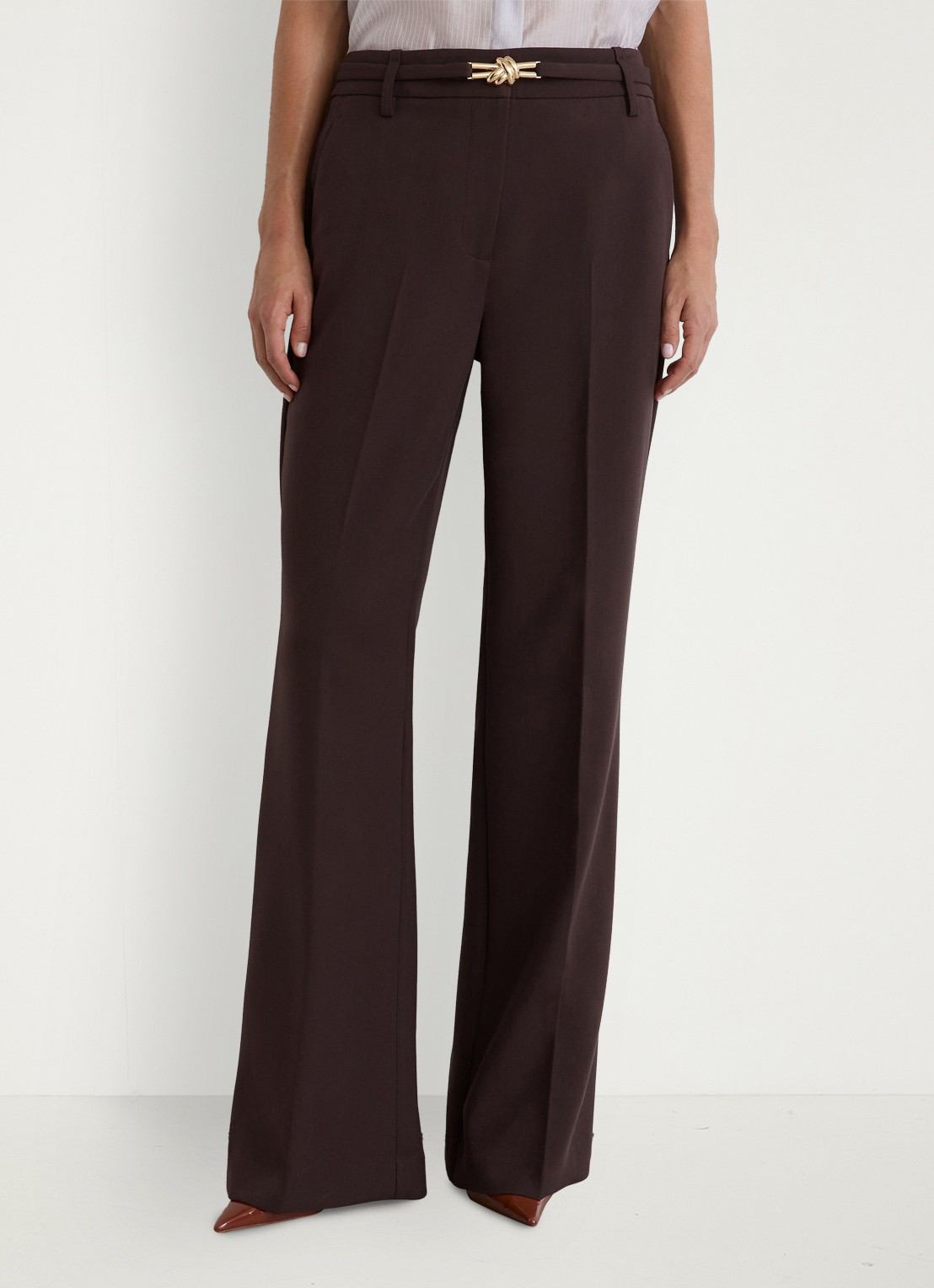 Reiss Petite Leona high waist flared pantalon met steekzakken - detail bruin