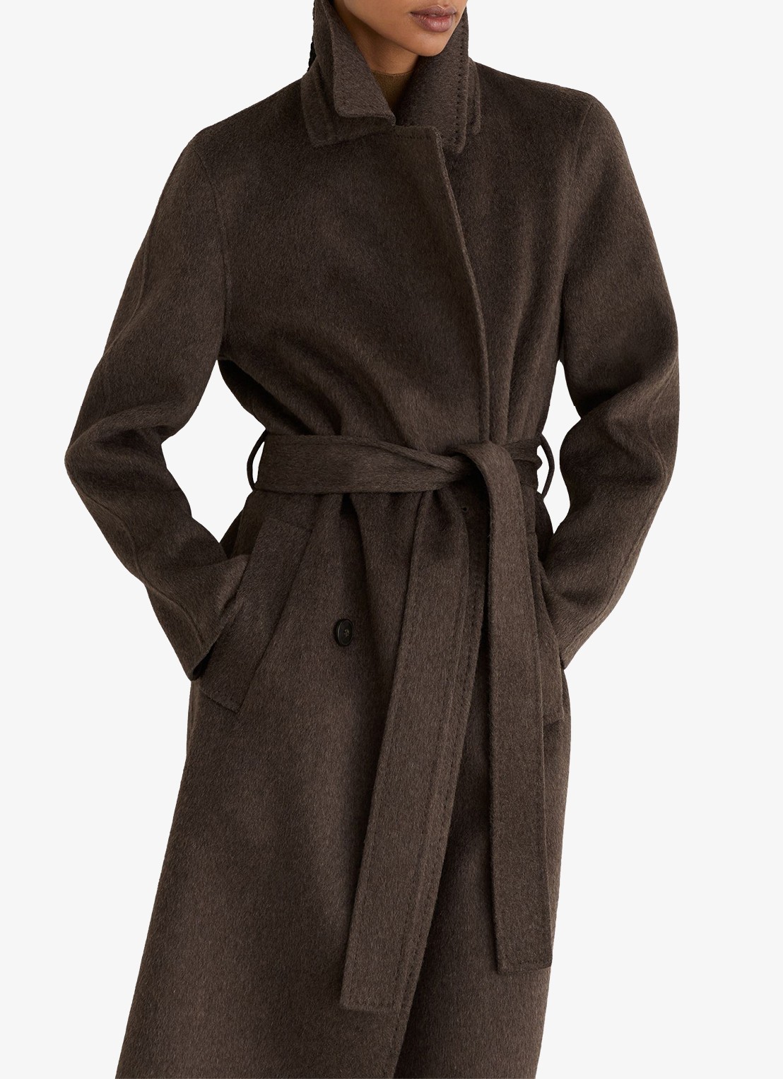 Reiss PETITE RENE double-breasted mantel in kasjmierblend met strikceintuur - detail bruin