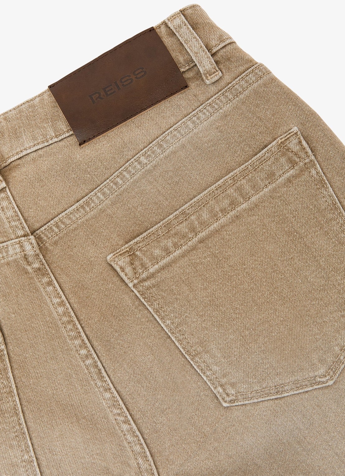 Reiss Petite Selin mid waist straight leg jeans met steekzakken - detail 7 zand