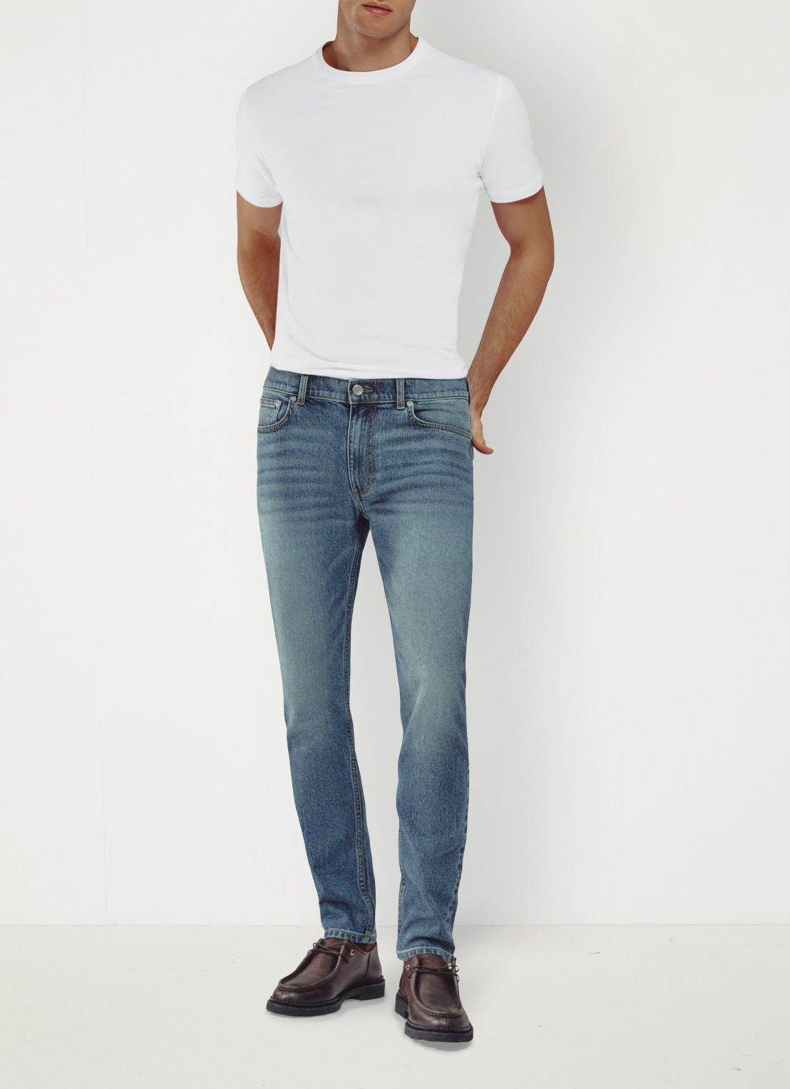 Reiss Picton slim fit jeans met medium wassing - voorkant 3 indigo