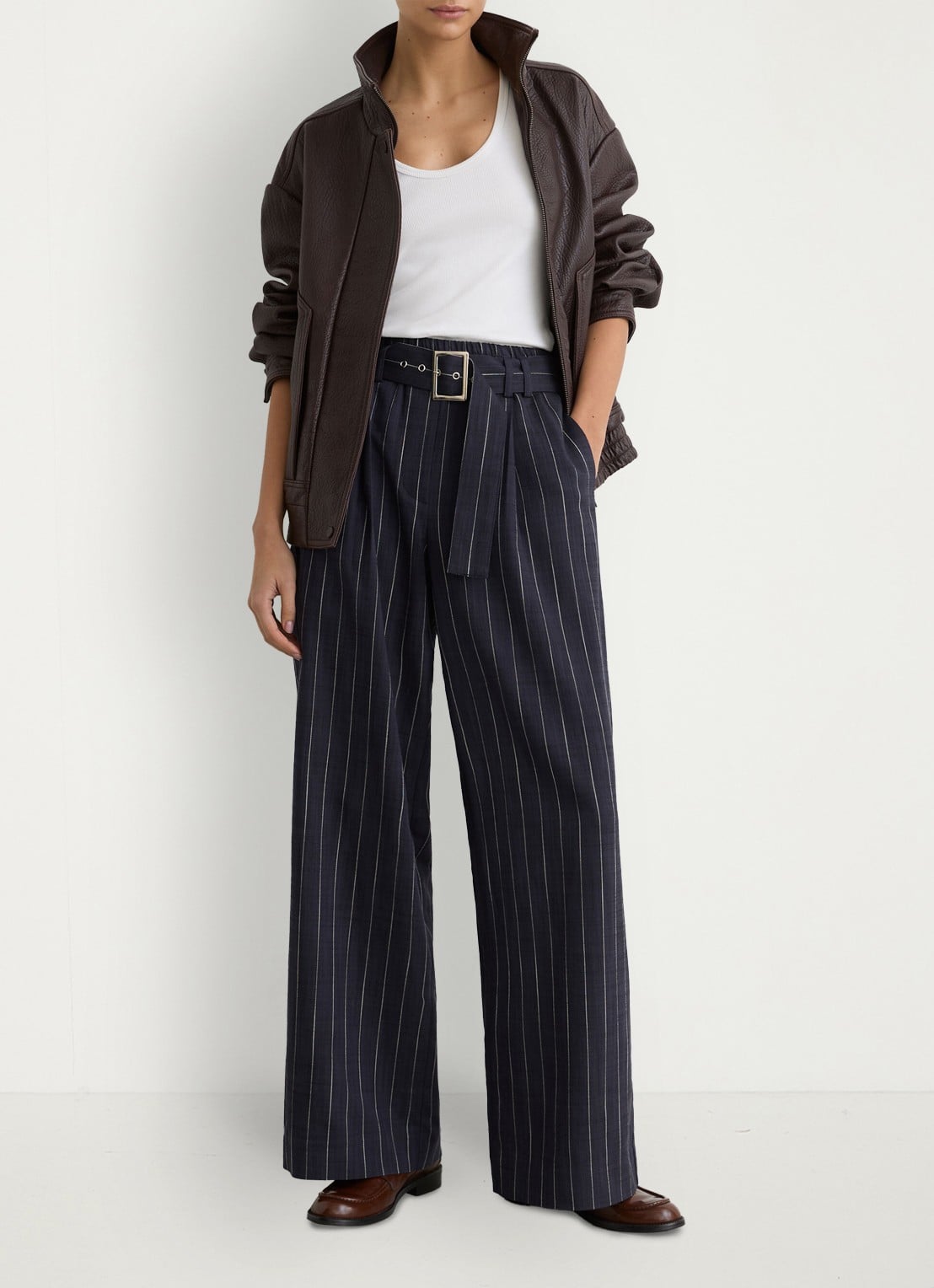 Reiss Rae high waist wide fit pantalon met krijtstreep - voorkant 2 donkerblauw