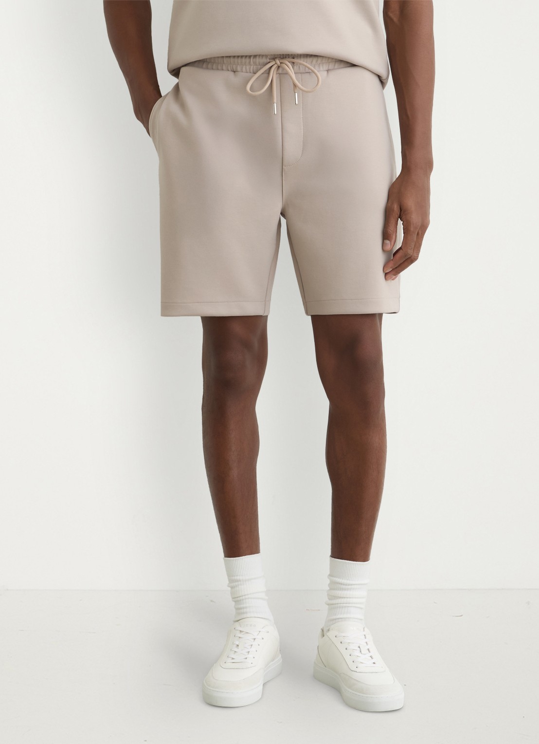 Reiss Reid straight fit korte broek met steekzakken - detail 2 stone / beige